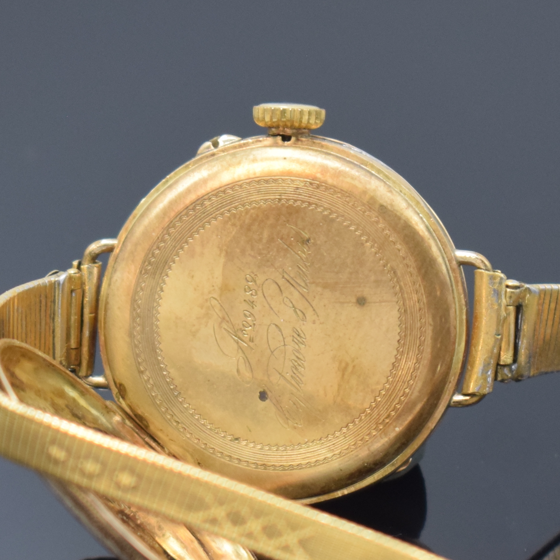 Detail e: Konvolut: 2 Damentaschenuhren zur Armbanduhr umgebaut in GG 585/000, Schweiz um 1900, Umbau später, Scharniergeh. dell., Metallcuvette, ...