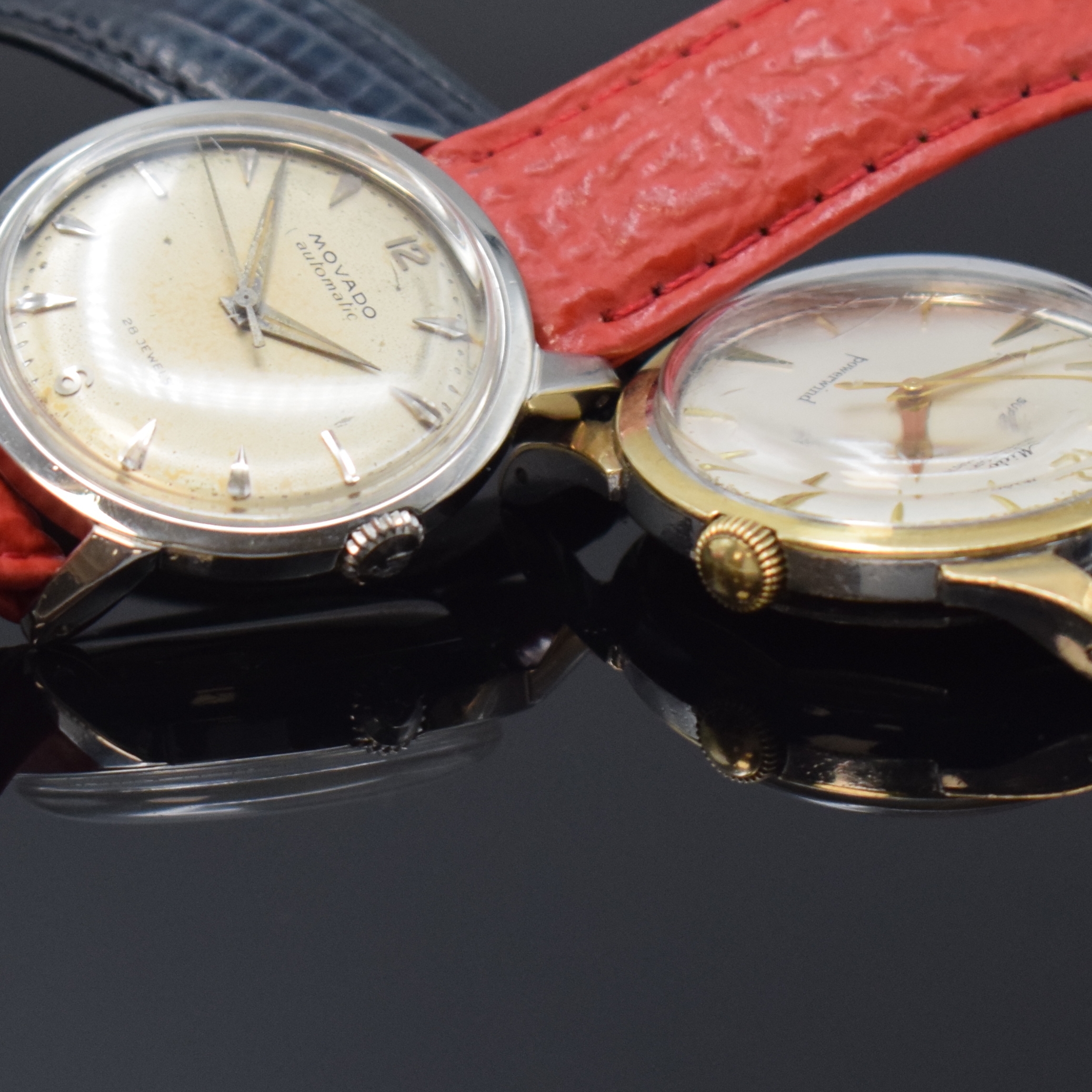 Detail c: MIDO / MOVADO je 2 Armbanduhren in Stahl und Stahl/Gold, Schweiz ca. 1945 - 1960, Automatik, verschr. Geh., silb. Zifferbl. pat./fl., 2 x Movado im ...