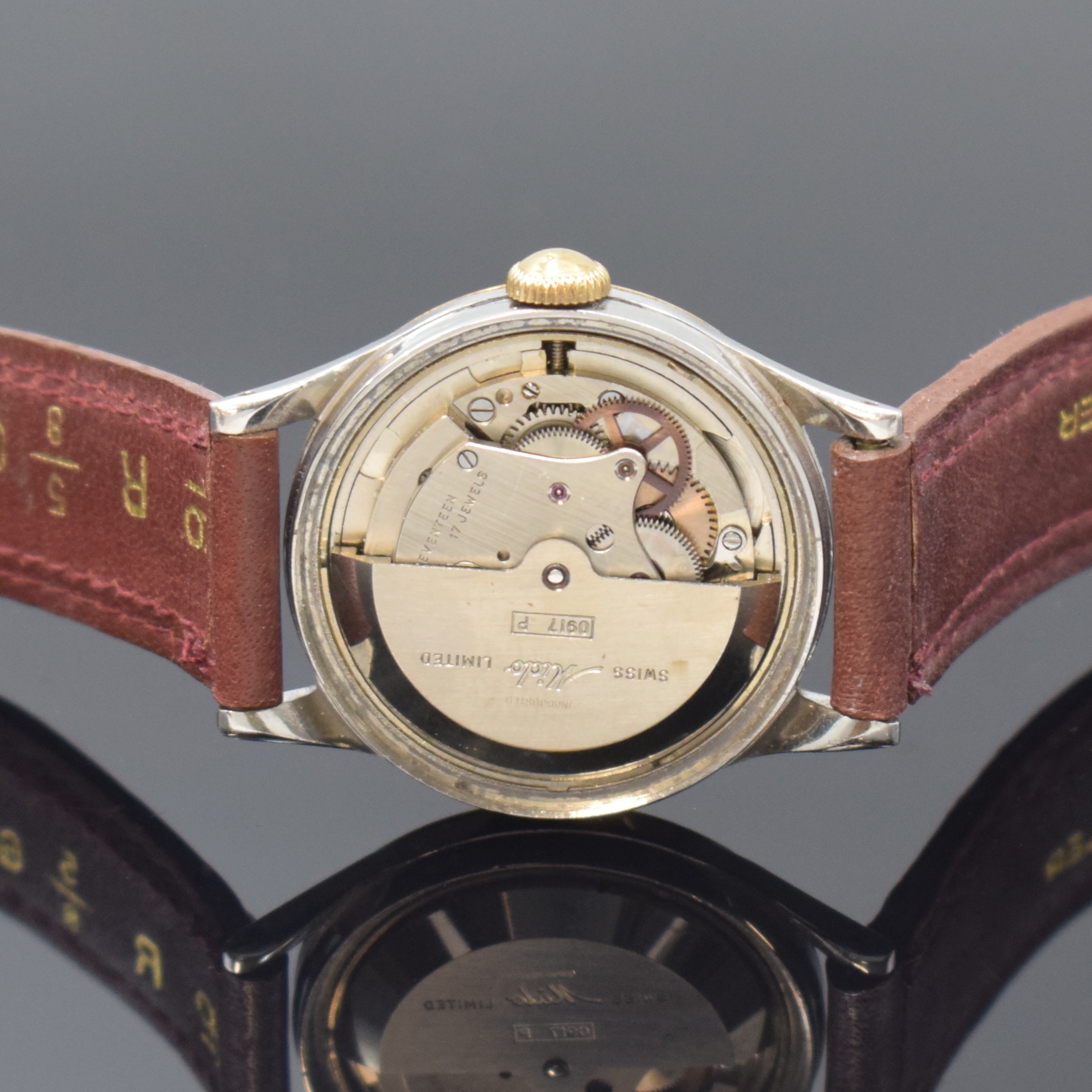 Detail j: MIDO / MOVADO je 2 Armbanduhren in Stahl und Stahl/Gold, Schweiz ca. 1945 - 1960, Automatik, verschr. Geh., silb. Zifferbl. pat./fl., 2 x Movado im ...