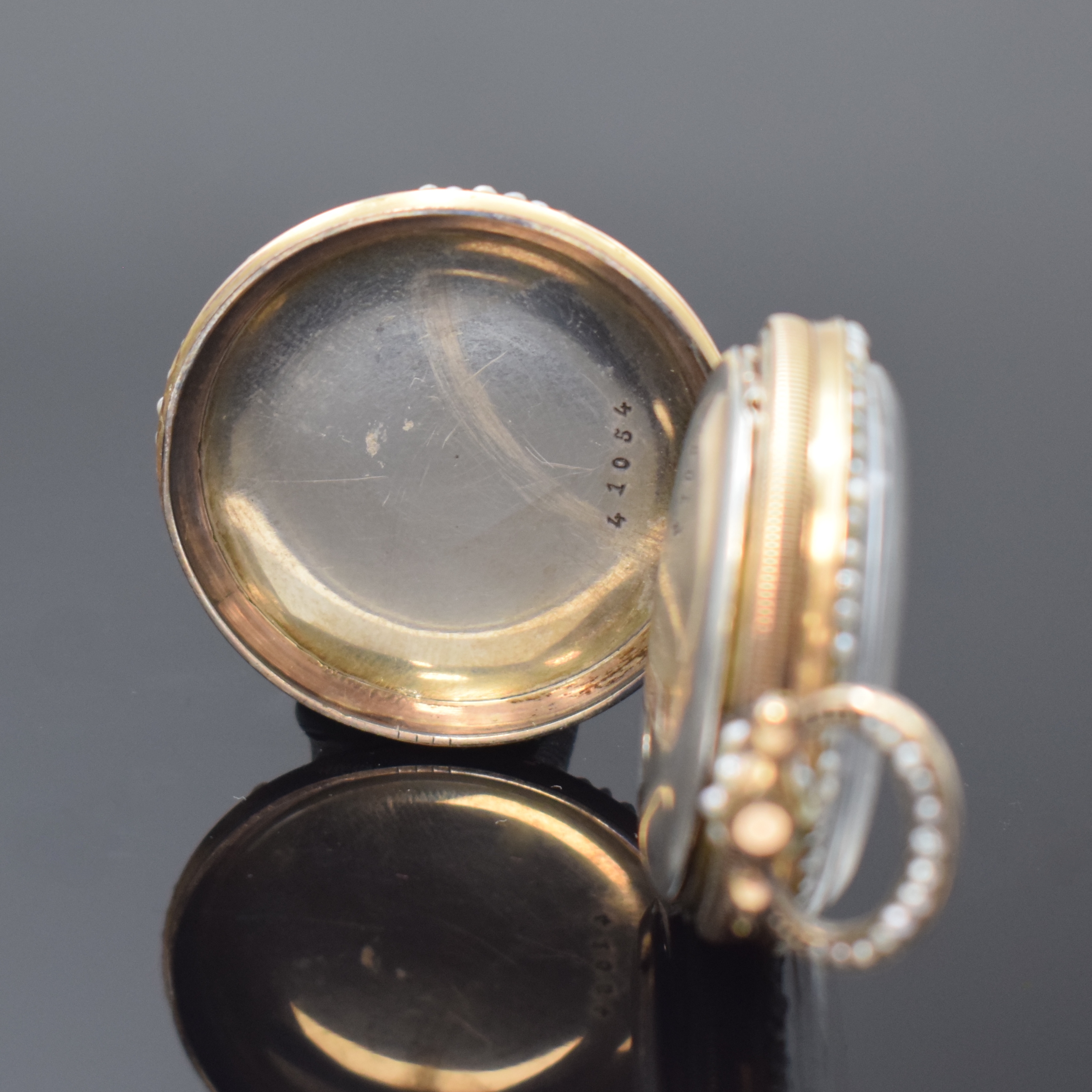 Detail b: EDOUARD JUVET, Fleurier Email-Taschenuhr mit springender Zentralsekunde in Silber, Schweiz um 1850, Schlüsselaufzug, verg. Geh., rücks. Emailbild ...