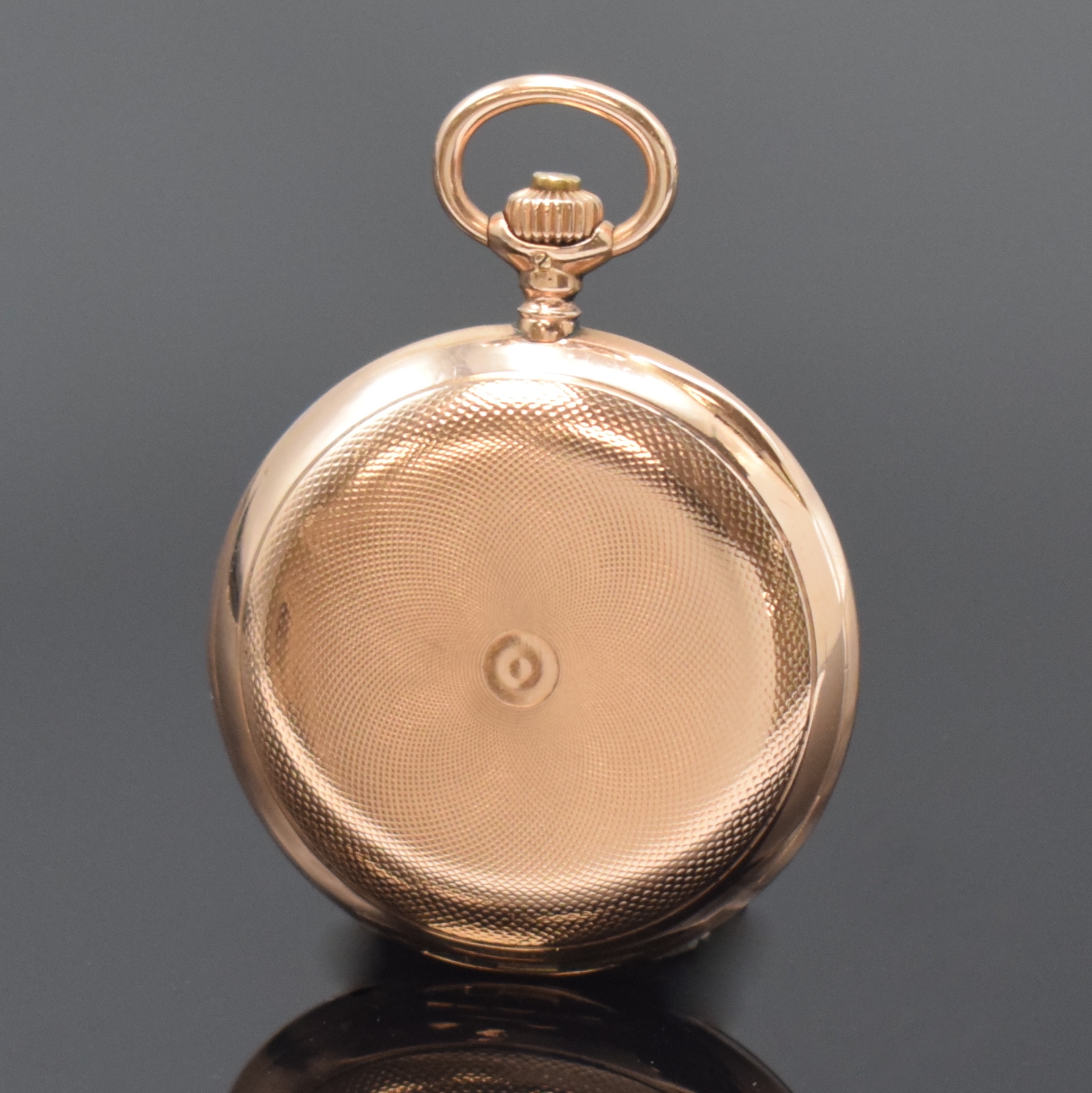 Detail c: A. LANGE & SÖHNE -DUF- Damensavonette in RG 585/000, Deutschland um 1910, guill. 3- Deckel Goldgeh. dell., Monogramm-Grav. auf d. Sprungdeckel, ...