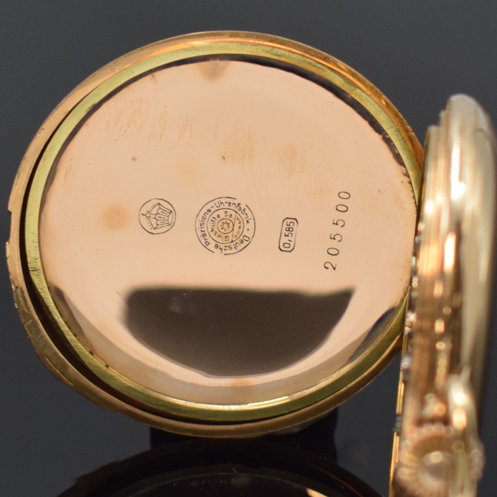 Detail e: RECTE Deutsche Präzisions-Uhr Glashütte Sa Herrensavonette in RG 585/000, Deutschland um 1910, glattes 3-Deckel Goldgeh., Emailzifferbl. m. roter ...