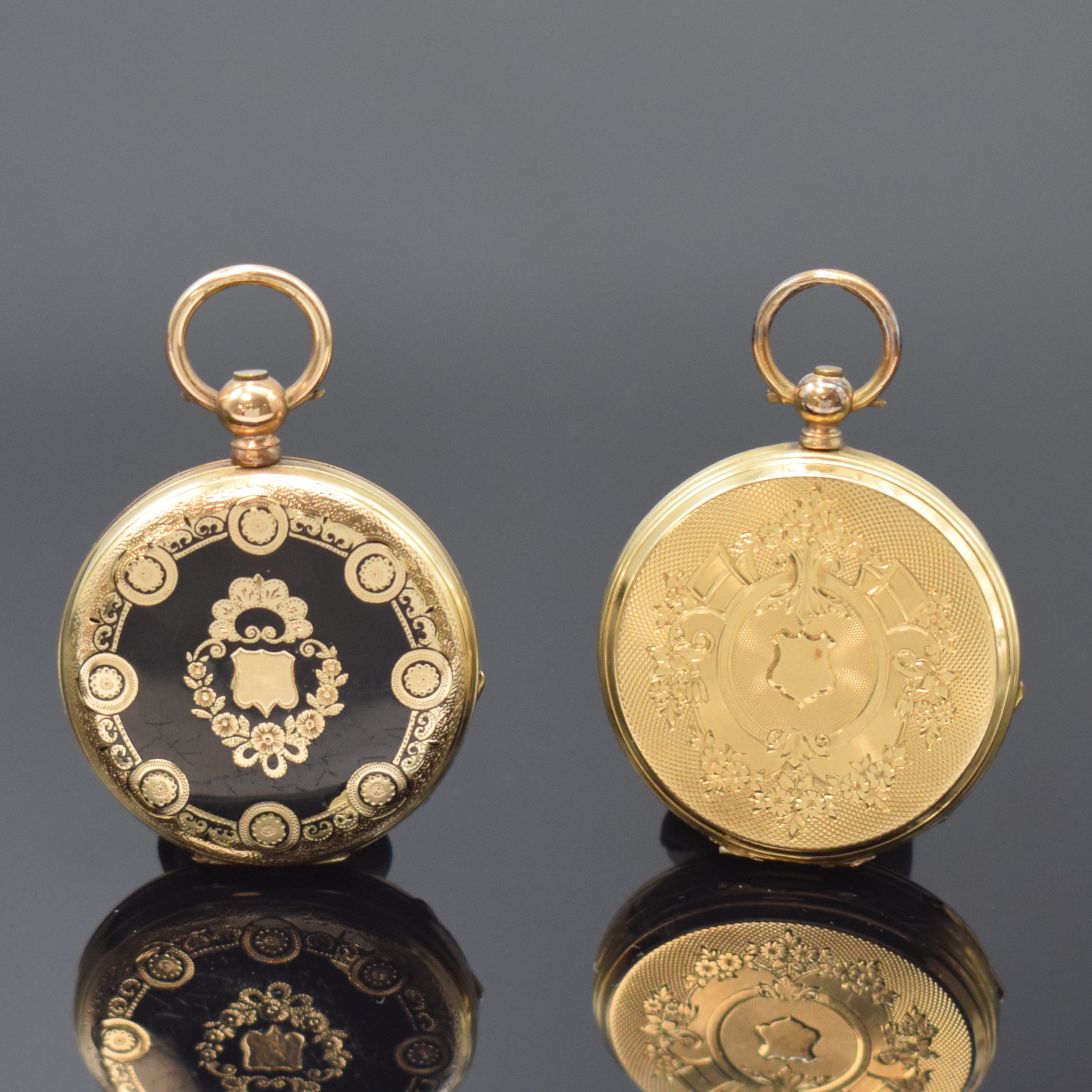 Detail a: Konvolut: 2 offene Damentaschenuhren mit Schlüsselaufzug in GG 750/000 und 585/000, Schweiz um 1860, grav. Geh. m. rücks. Sprungdeckel, ...