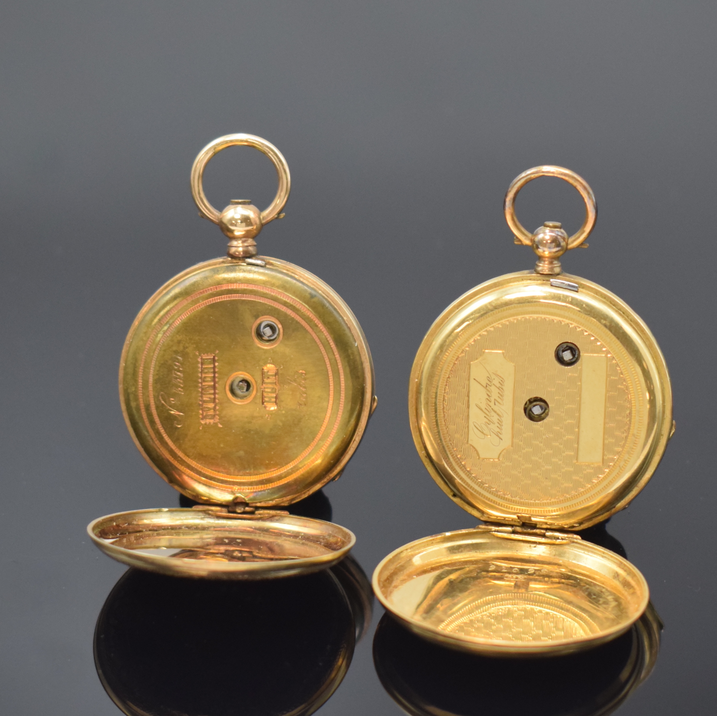 Detail c: Konvolut: 2 offene Damentaschenuhren mit Schlüsselaufzug in GG 750/000 und 585/000, Schweiz um 1860, grav. Geh. m. rücks. Sprungdeckel, ...