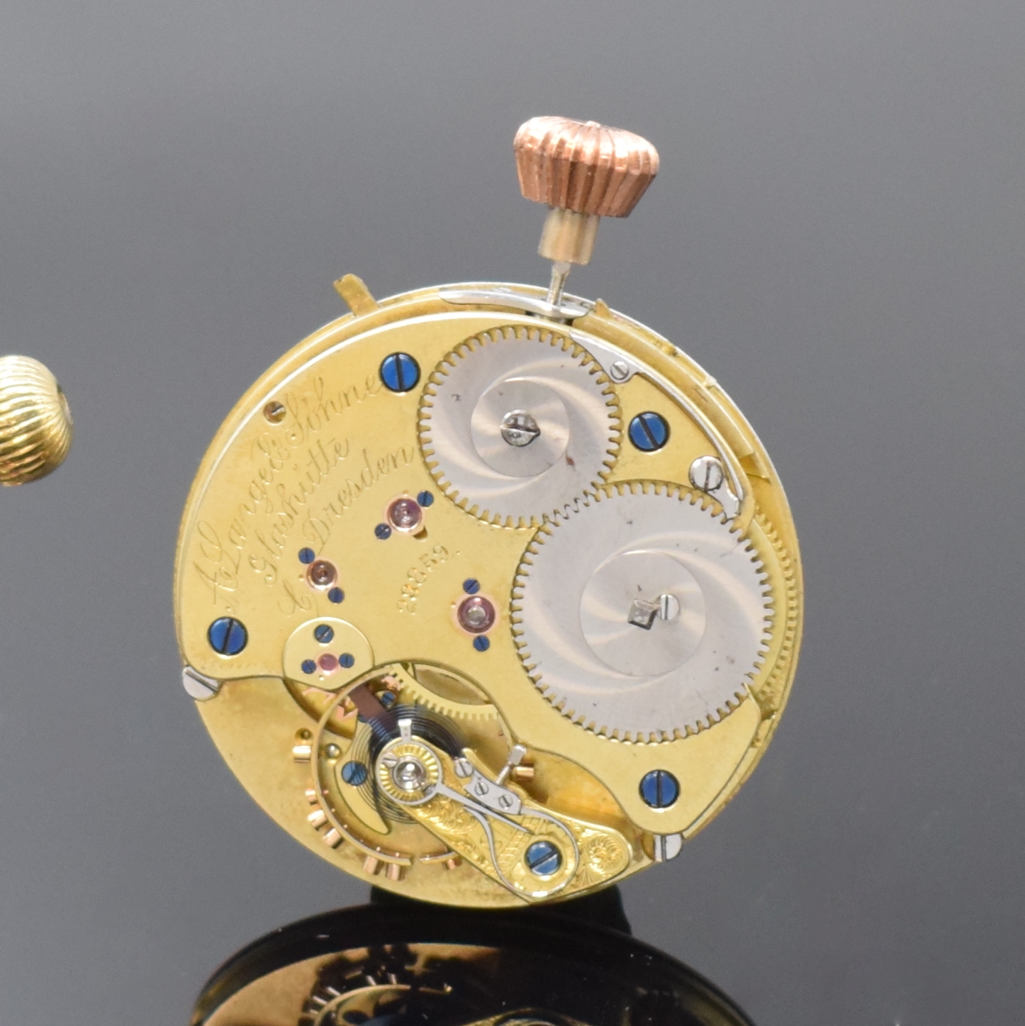 Detail b: A. LANGE & SÖHNE 2 Savonette-Werke in 1A Qualität, Deutschland um 1875/1885, 2-tlg. Emailzifferbl., kl. Sek. b. 6, 1) rote Minuterie, Louis-XV ...