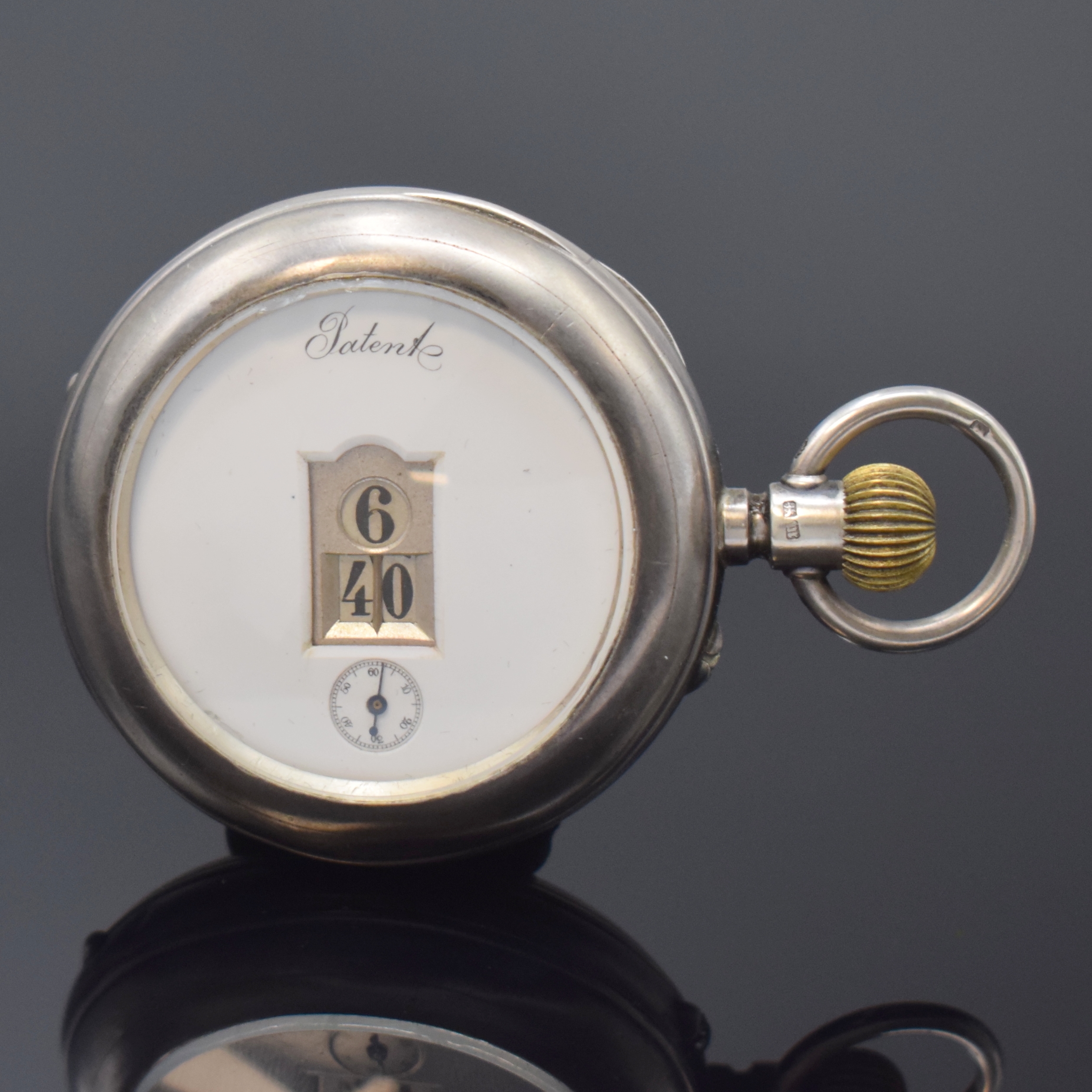 Offene Silbertaschenuhr mit digitaler Anzeige nach Patent PALLWEBER, Schweiz/England Hallmark Birmingham 1886, guill. Geh. berieb., Emailzifferbl. ...