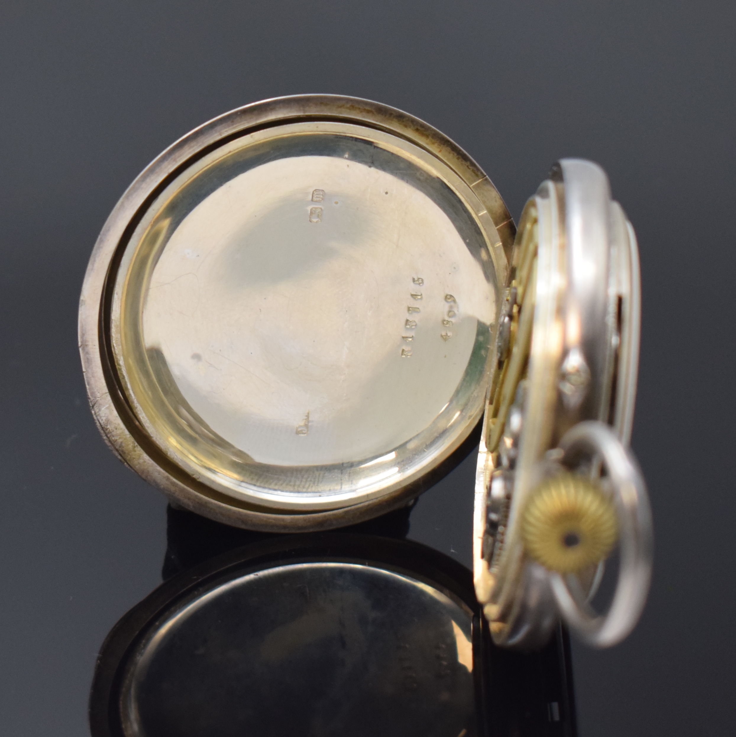 Detail d: Offene Silbertaschenuhr mit digitaler Anzeige nach Patent PALLWEBER, Schweiz/England Hallmark Birmingham 1886, guill. Geh. berieb., Emailzifferbl. ...