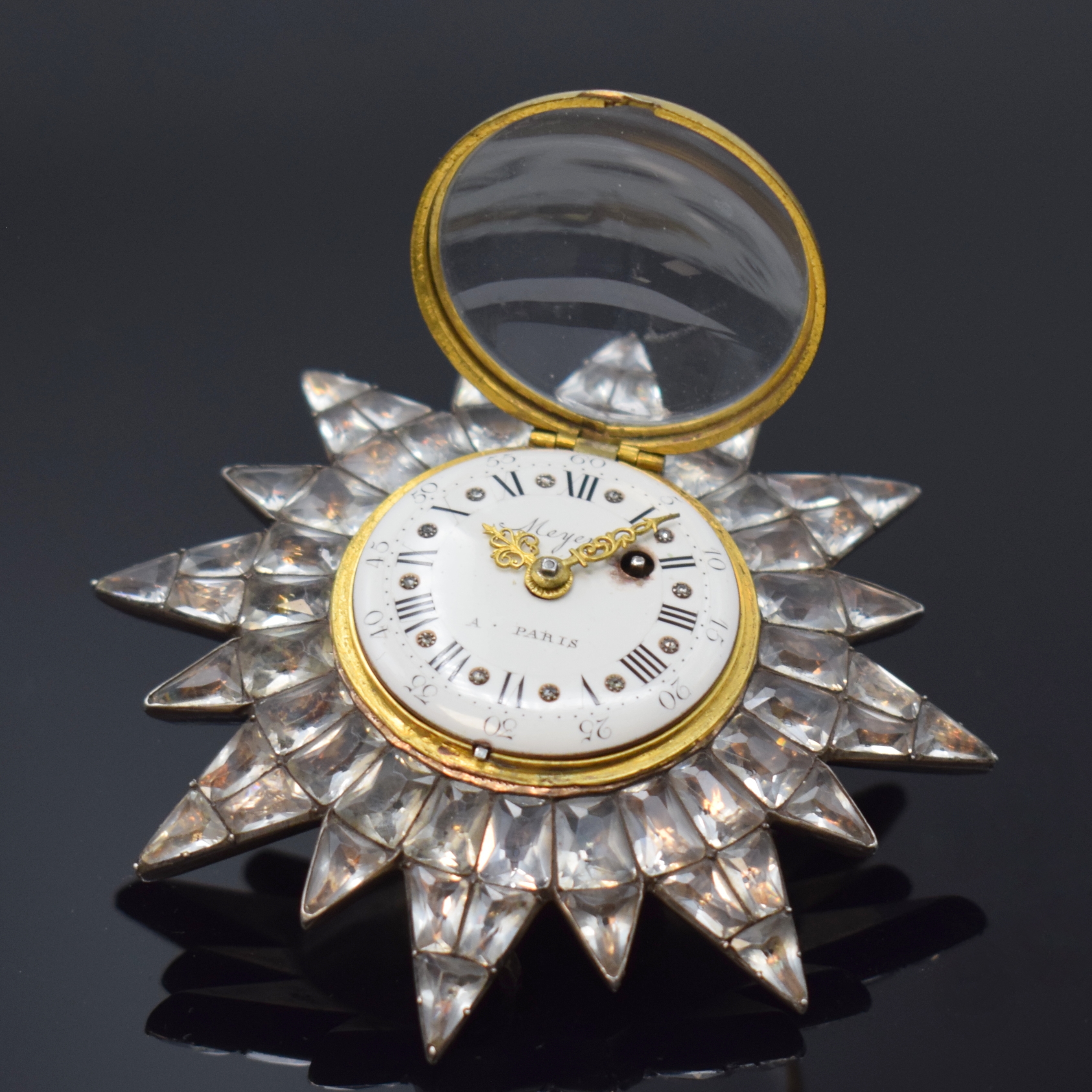 Detail c: MEYER A PARIS prächtige Brosche in vergoldetem Silber mit eingebauter Spindeluhr, Frankreich/Böhmen um 1780, Sternförmige Brosche m. ...