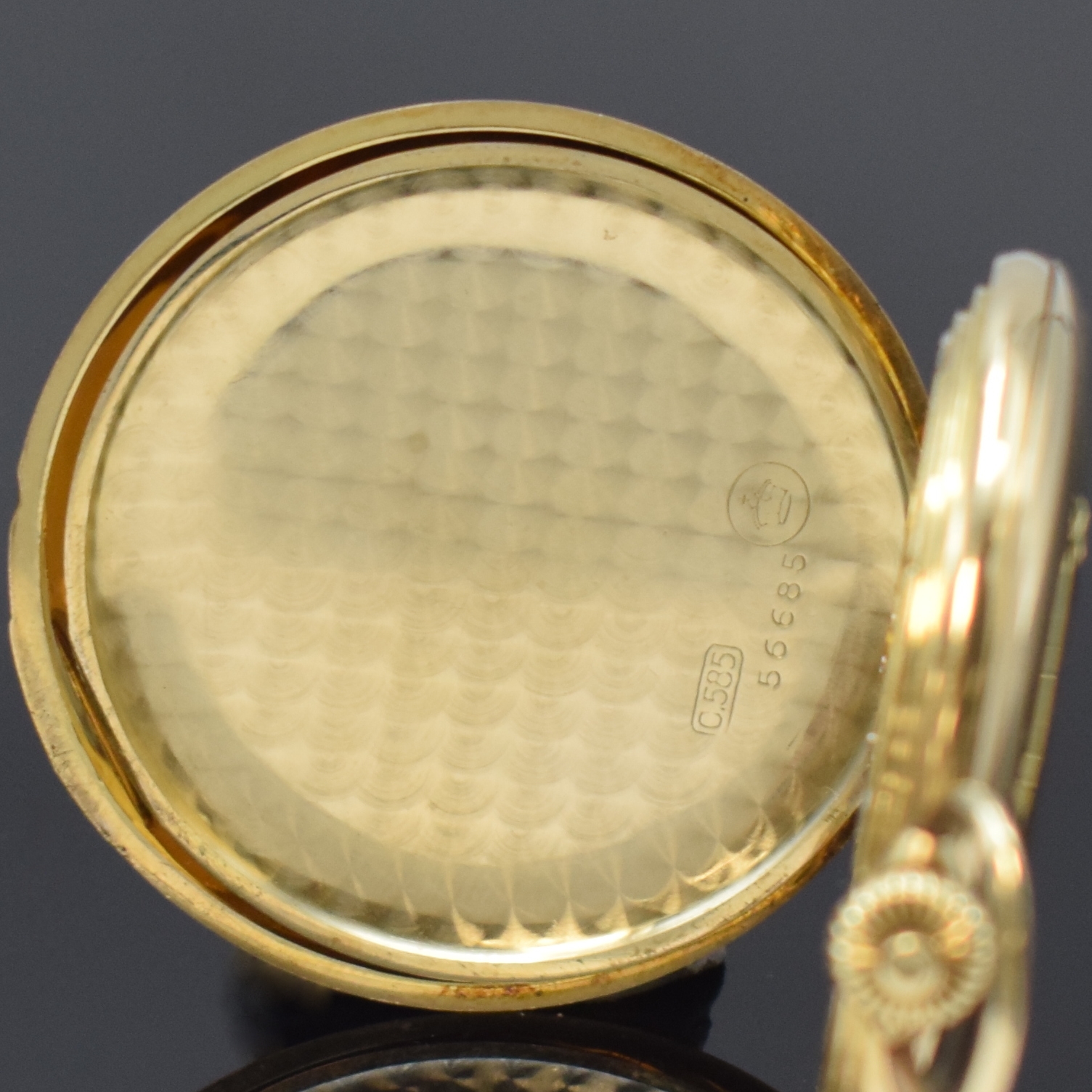 Detail e: A. LANGE & SÖHNE -OLIW- Herrensavonette in GG 585/000 an GG 585/000 Chatelaine, Deutschland um 1935, glattes 3-Deckel Goldgeh., gold. ...