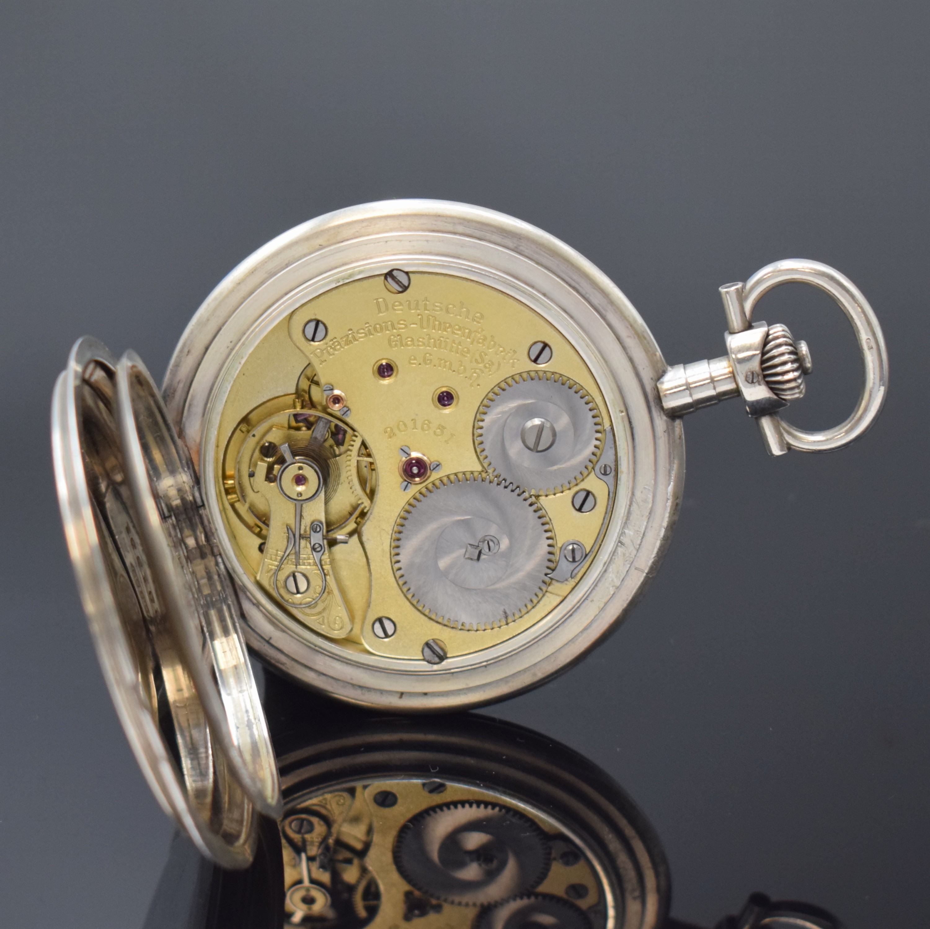 Detail f: DEUTSCHE PRÄZISIONSUHR Original Glashütte große Louis-XVI Savonette in Silber, Deutschland um 1920, glattes Geh. dell., Goldscharniere, ...