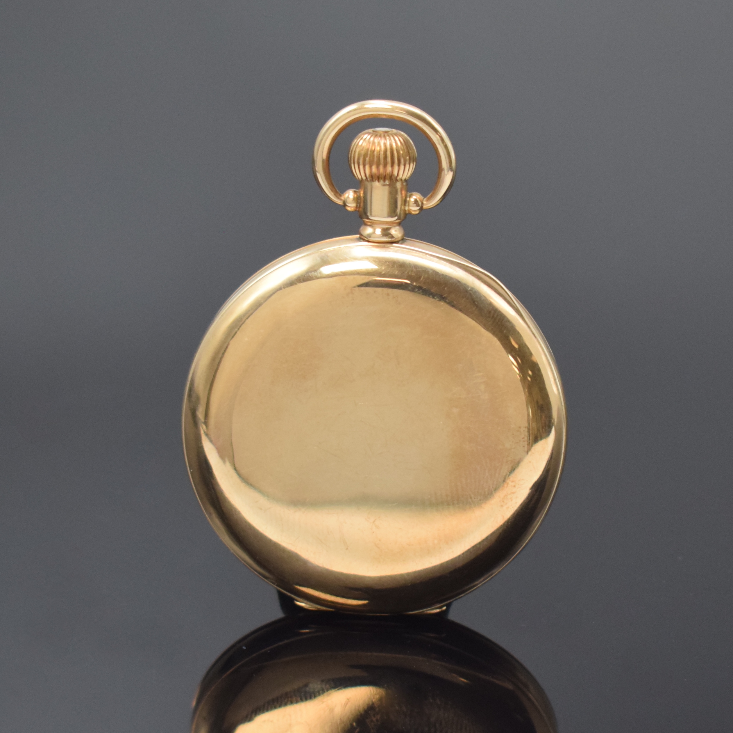 Detail c: ROLEX Halbsavonette in RG 375/000, Schweiz um 1925, glattes 2-Deckel Goldgeh., Metallcuvette m. Widmungsgrav., Emailzifferbl. riss., arab. Zahlen, ...