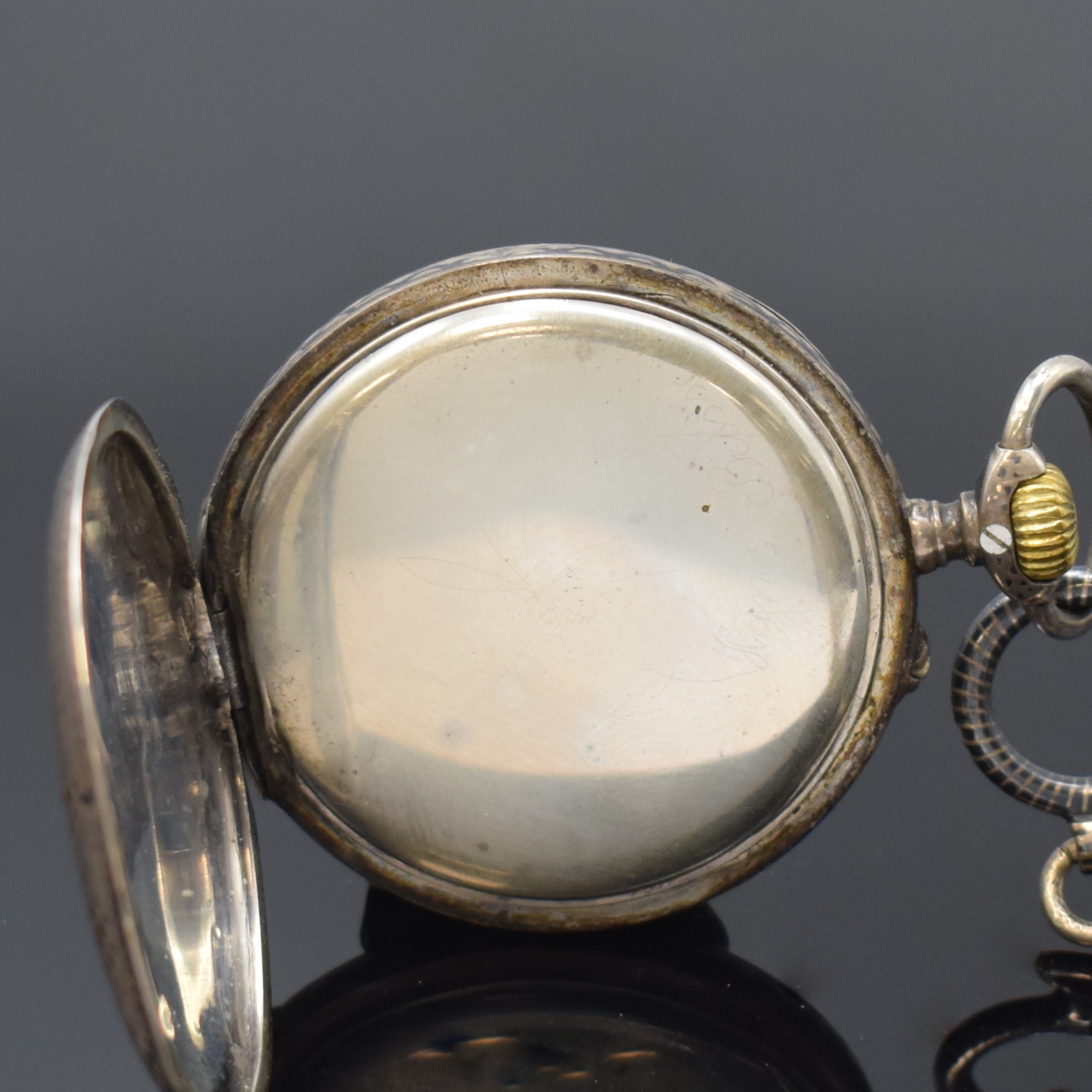 Detail g: Konvolut: 2 Tulasilber-Taschenuhren, beide Deutschland/Schweiz um 1910, 1 x NOMOS Savonette, Geh. ber., Emailzifferbl. haarr., gold. Birnenzeiger, ...
