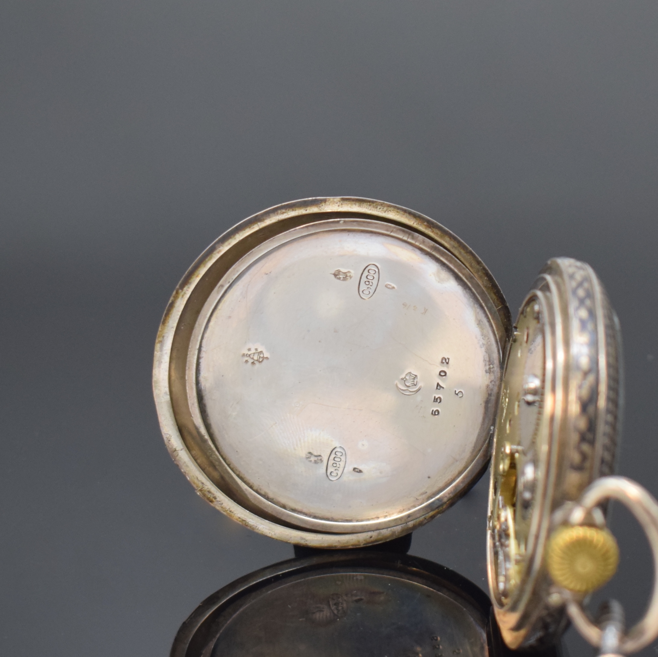 Detail h: Konvolut: 2 Tulasilber-Taschenuhren, beide Deutschland/Schweiz um 1910, 1 x NOMOS Savonette, Geh. ber., Emailzifferbl. haarr., gold. Birnenzeiger, ...