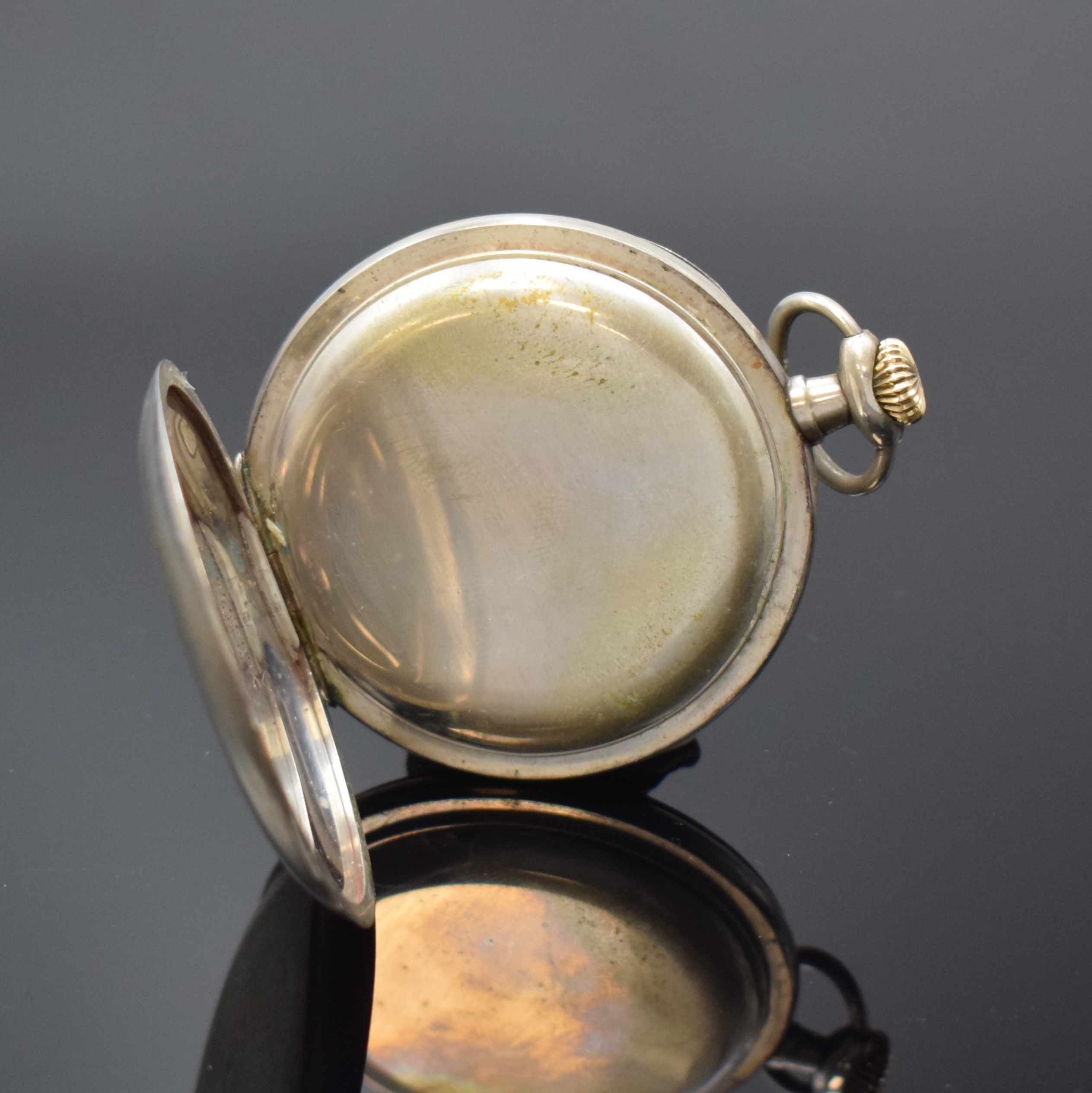 Detail c: DEUTSCHE UHRENFABRIKATION LANGE-UHR/OLIW offene Silbertaschenuhr, Deutschland um 1928, im Zentrum guill. Metallzifferbl. m. arab. Std. altersbed. ...