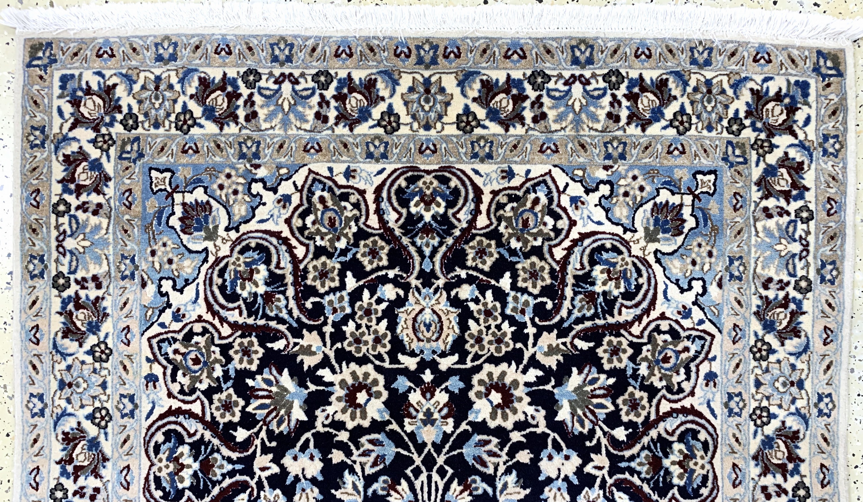 Detail a: Nain fein(9 La), Persien, Mitte 20.Jhd, Korkwolle mit Seide, ca. 203 x 127 cm, EHZ: 1-2