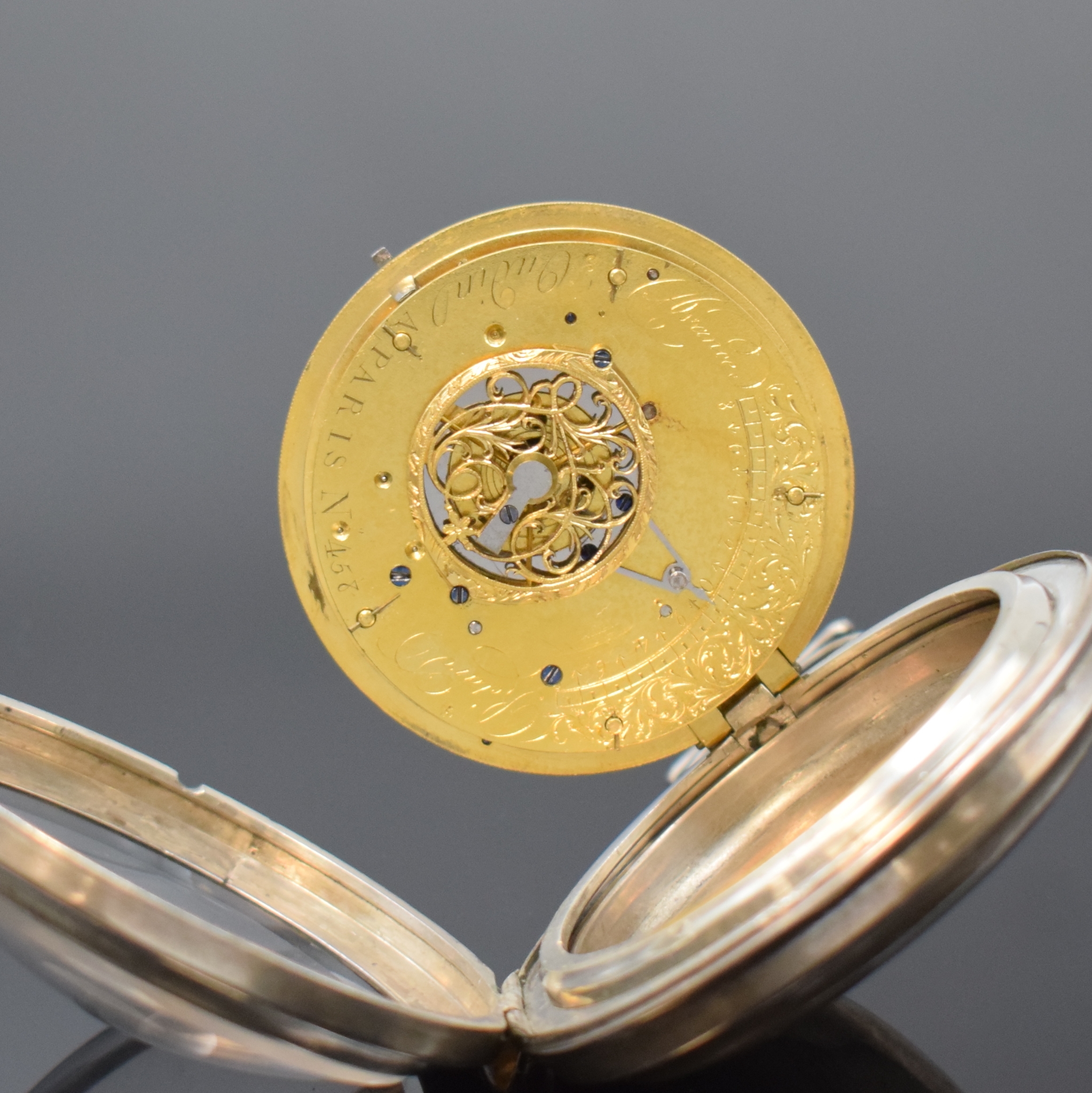 Detail c: OUDIN PARIS Spindeltaschenuhr mit Wecker in Silber, um 1800, Schlüsselaufzug, Geh. dell., Emailzifferblatt rest., Zeiger teils später, verg. Werk ...