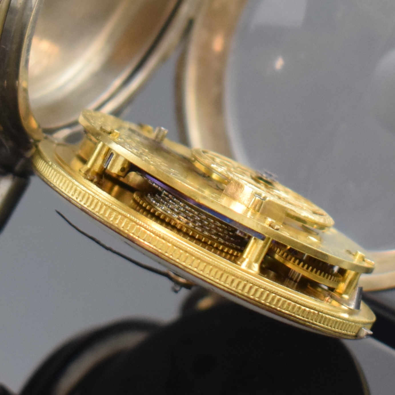 Detail d: OUDIN PARIS Spindeltaschenuhr mit Wecker in Silber, um 1800, Schlüsselaufzug, Geh. dell., Emailzifferblatt rest., Zeiger teils später, verg. Werk ...