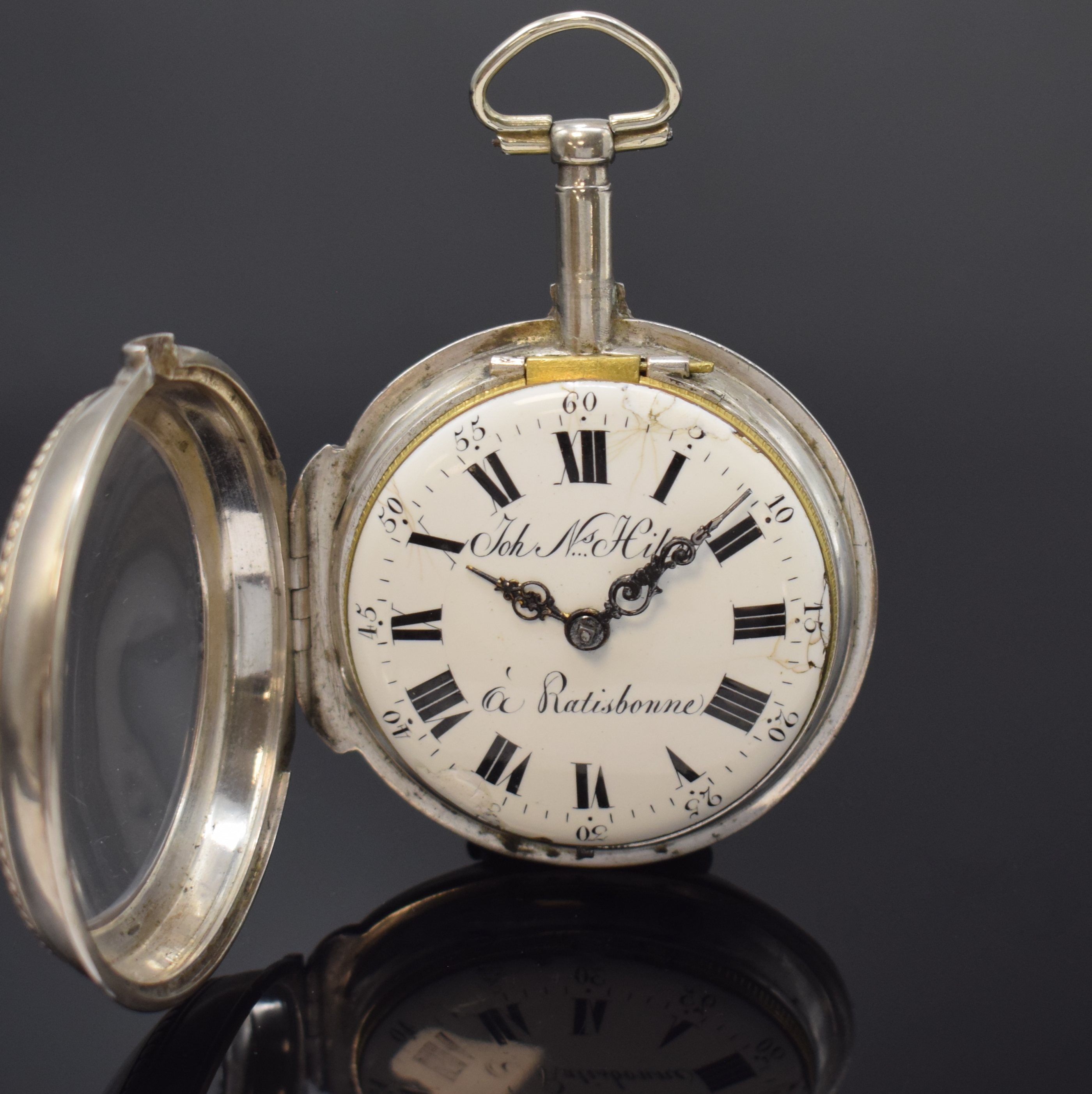 Detail b: JOHANN NICOLAUS HILTEL Regensburg Spindeltaschenuhr im Silbergehäuse, um 1804, dell. Geh. innen m. Widmung, Großscharnier, Emailzifferbl. ...
