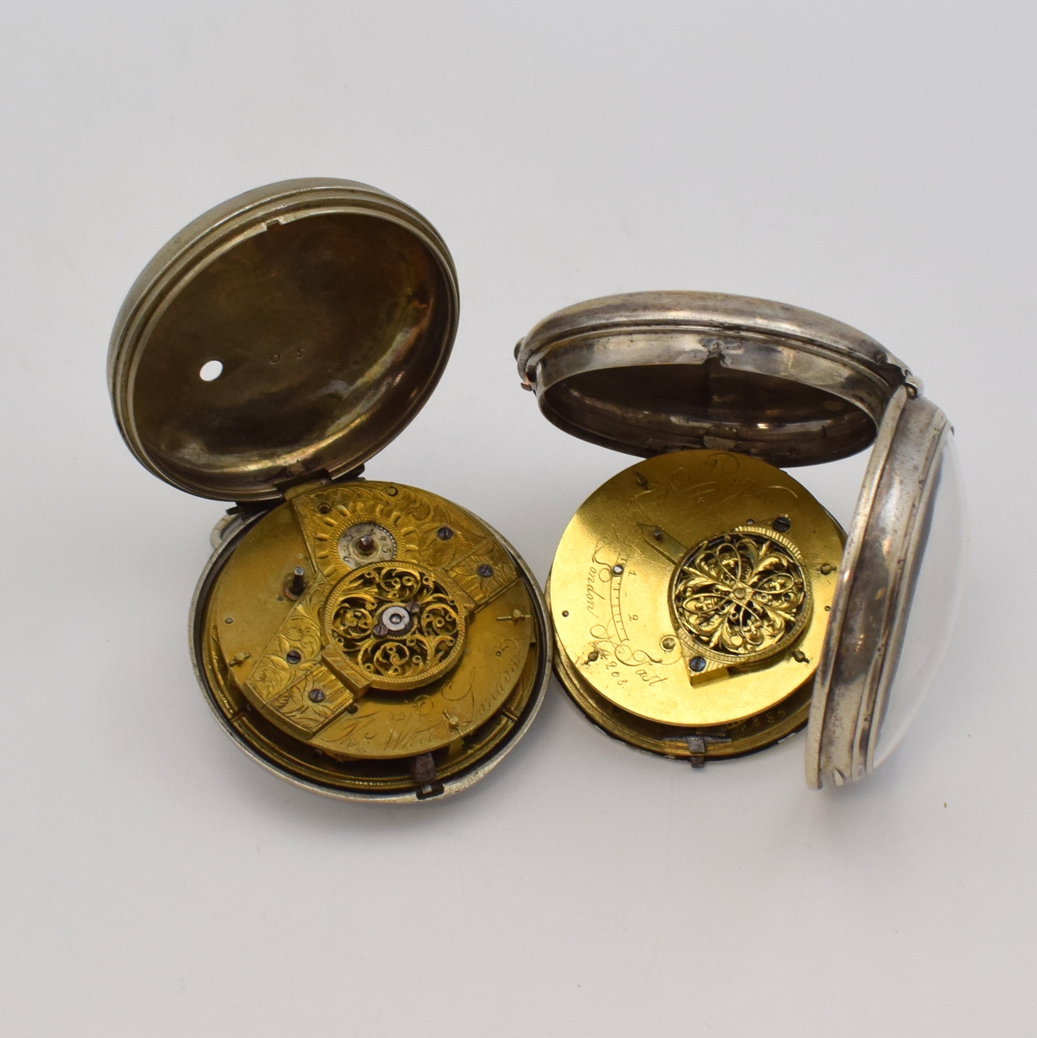 Detail d: THOMAS WHITT London und JOHN WARD sowie 2 weitere Spindeltaschenuhren, England um 1800, 2x Nickel, 2x Silber, Gehäuse dell., teils Großscharniere, ...