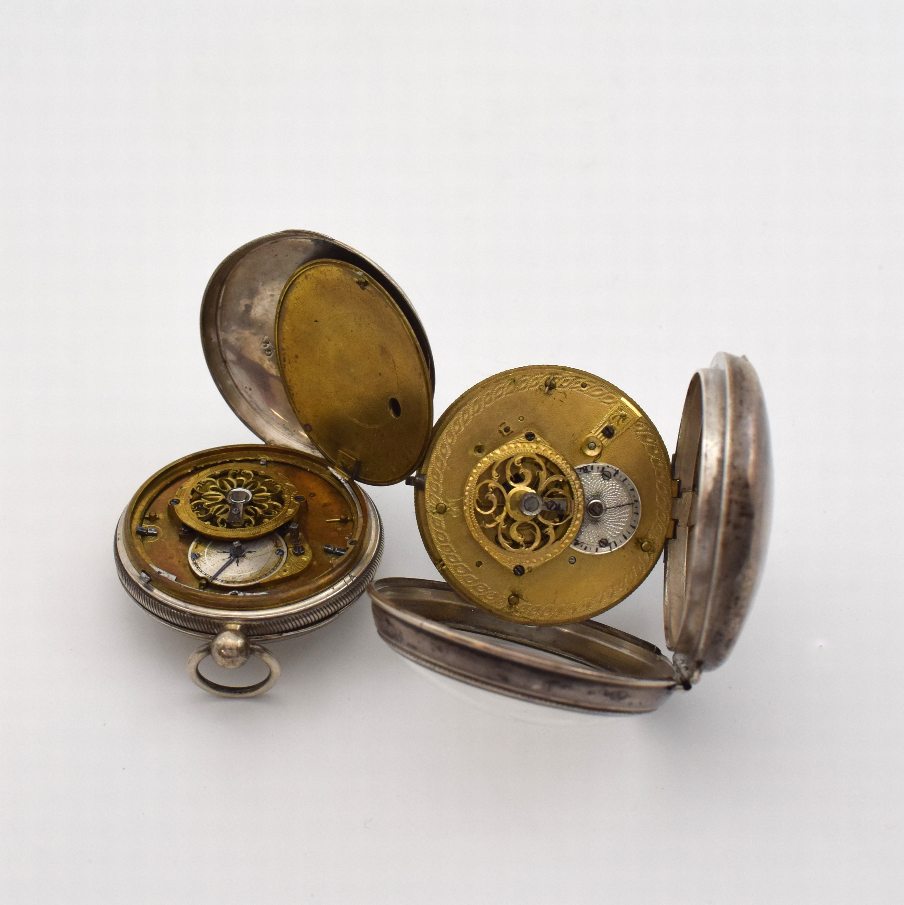 Detail f: 6 Spindeltaschenuhren in Silber, 3x Alpenländisch, 1x England, 1x Frankreich und 1x Schweiz um 1800-1830, 3x Übergeh. (1x Schildpatt) u. Gehäuse ...