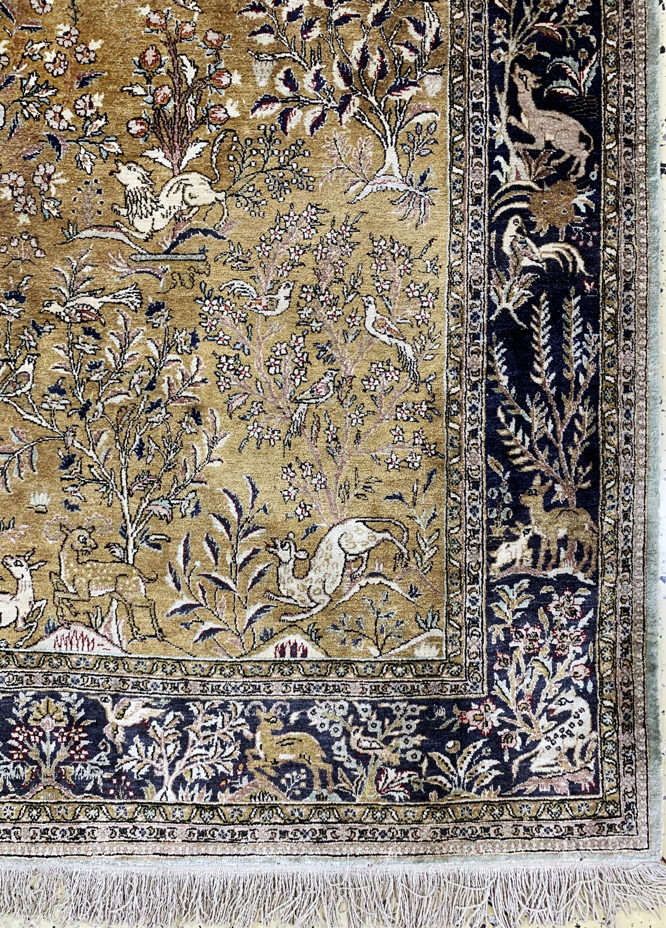 Detail a: Ghom Seide alt, Persien, Anfang 20.Jhd, reine Naturseide, ca. 218 x 137 cm, EHZ: 2