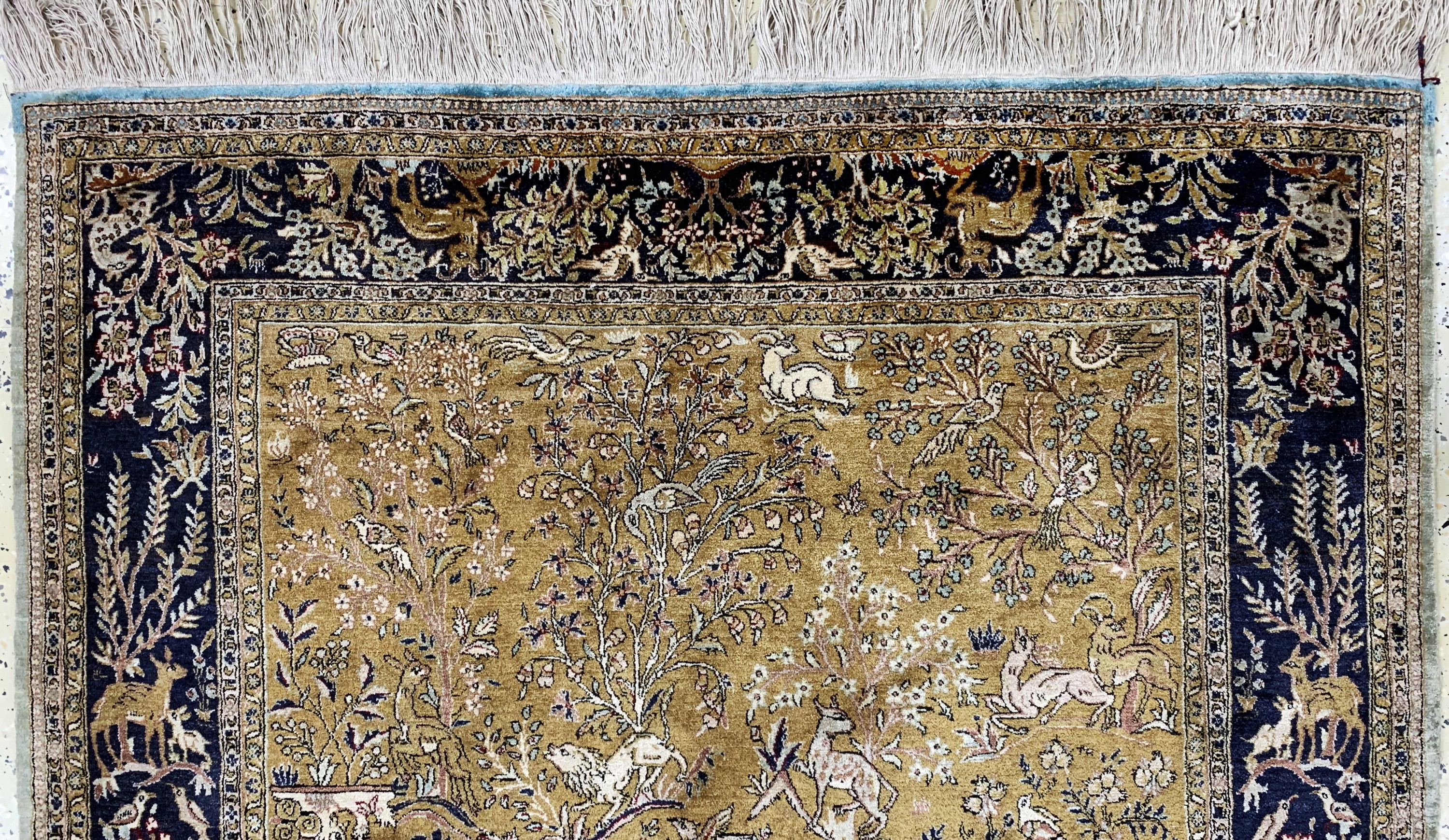 Detail d: Ghom Seide alt, Persien, Anfang 20.Jhd, reine Naturseide, ca. 218 x 137 cm, EHZ: 2