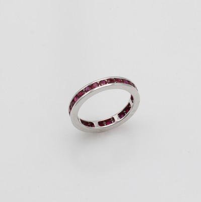 Image Ring mit Rubinen, WG 750/000, 27 Rubine rundum gef. zus. ca. 1.94 ct, RW ca. 56 ...