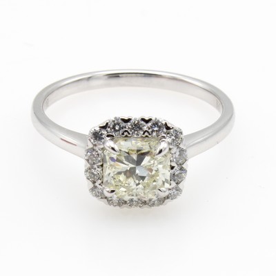 Image Ring mit Diamant und Brillanten, WG 750/000,Diamantkissen ca. 1.04 ct ...
