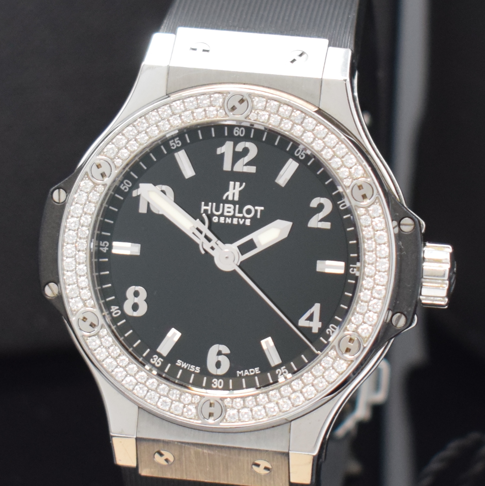 Detail a: HUBLOT Big Bang Armbanduhr in Stahl mit original Diamantbesatz Referenz 361.SX.1270.RX.1104, Schweiz um 2014, quarz, Boden 6-fach verschr., quarz, ...