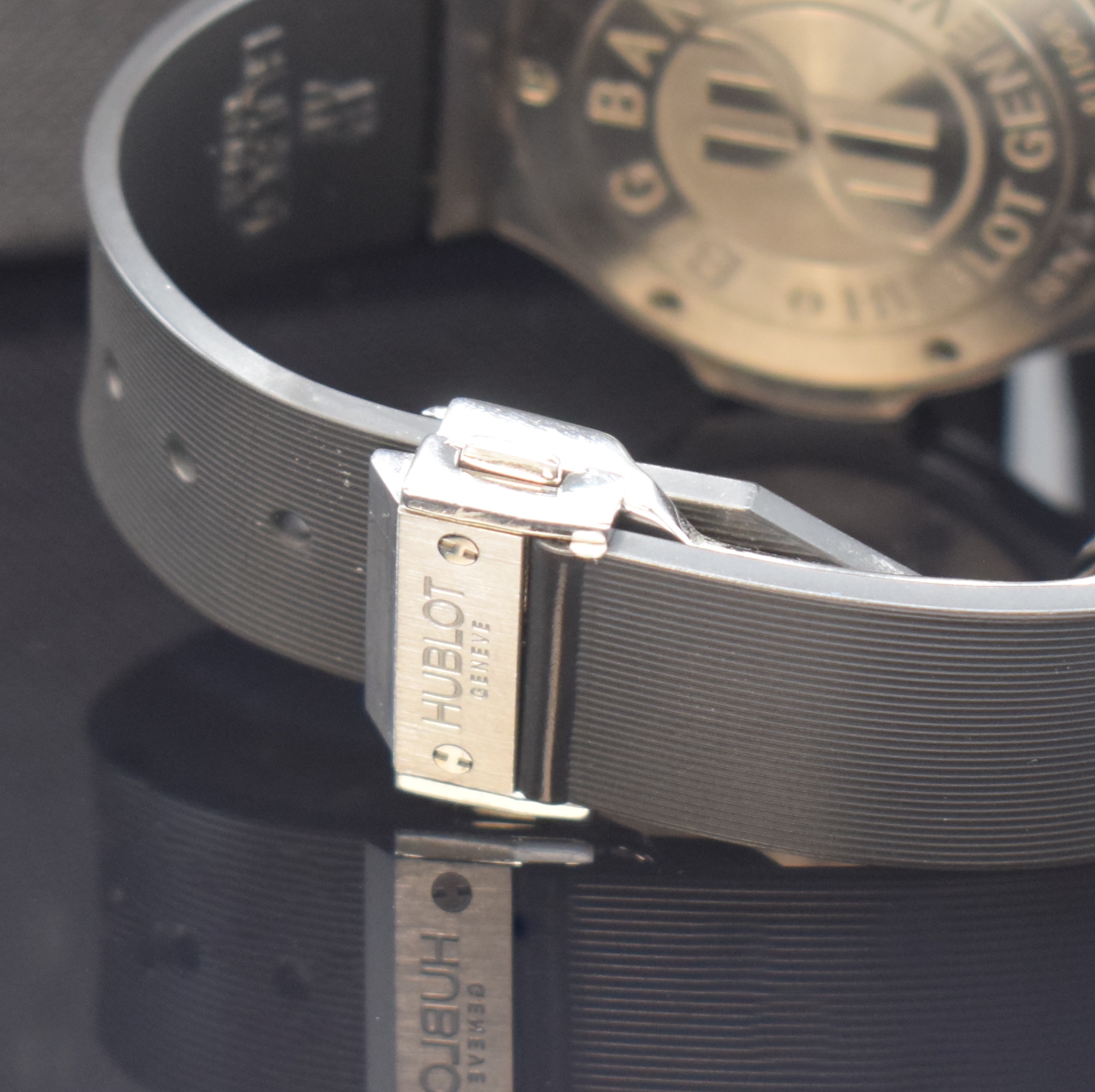Detail b: HUBLOT Big Bang Armbanduhr in Stahl mit original Diamantbesatz Referenz 361.SX.1270.RX.1104, Schweiz um 2014, quarz, Boden 6-fach verschr., quarz, ...