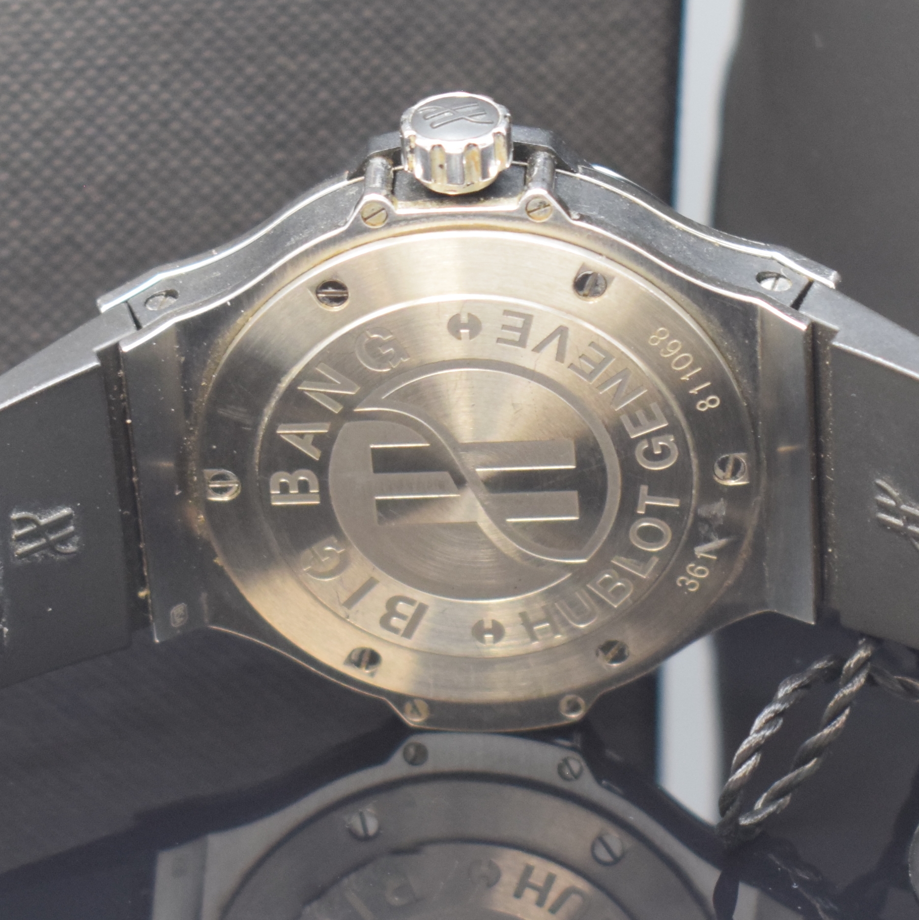 Detail d: HUBLOT Big Bang Armbanduhr in Stahl mit original Diamantbesatz Referenz 361.SX.1270.RX.1104, Schweiz um 2014, quarz, Boden 6-fach verschr., quarz, ...