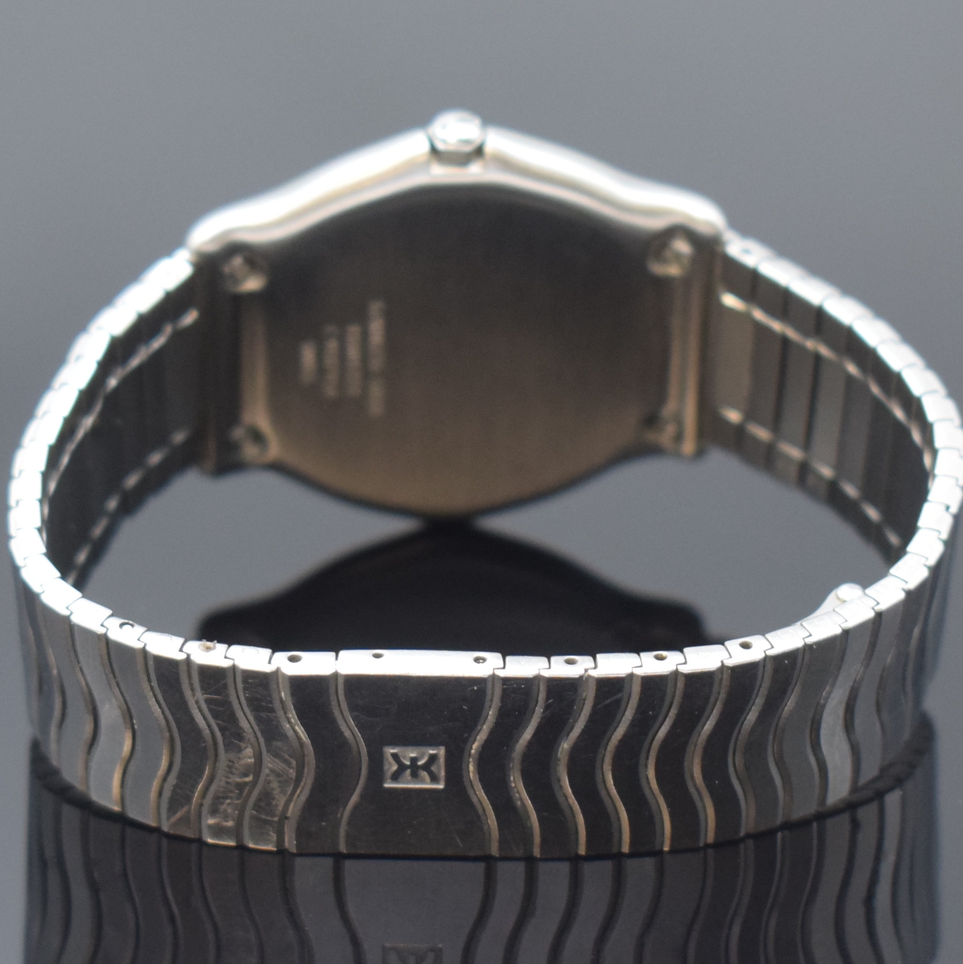 Detail b: EBEL Herrenarmbanduhr Sport Classic XL Referenz 9187151, Schweiz um 2000, quarz, Edelstahlgeh. inkl. Wellengliederband m. Faltschl., Lünette gegen ...