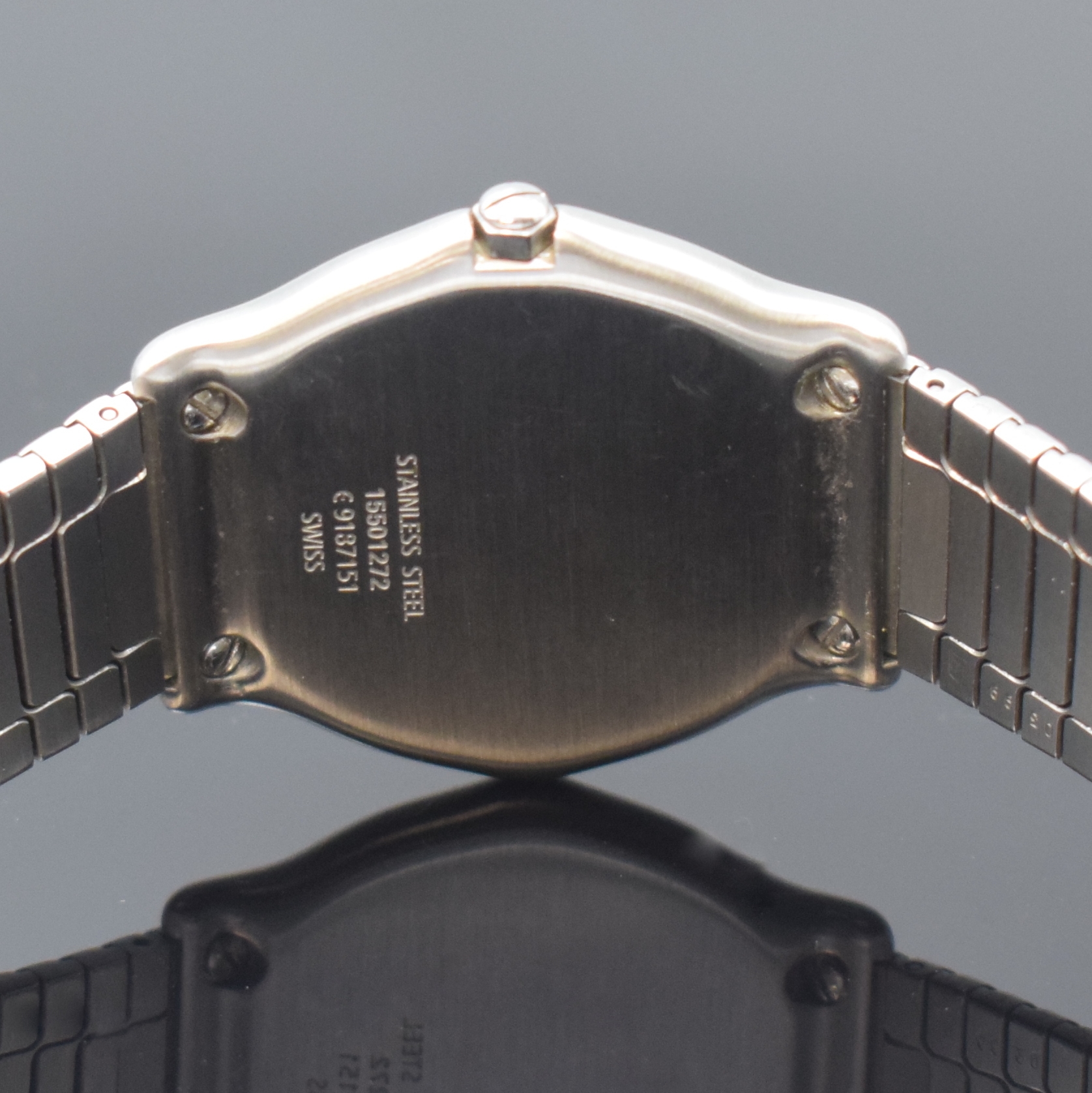 Detail d: EBEL Herrenarmbanduhr Sport Classic XL Referenz 9187151, Schweiz um 2000, quarz, Edelstahlgeh. inkl. Wellengliederband m. Faltschl., Lünette gegen ...