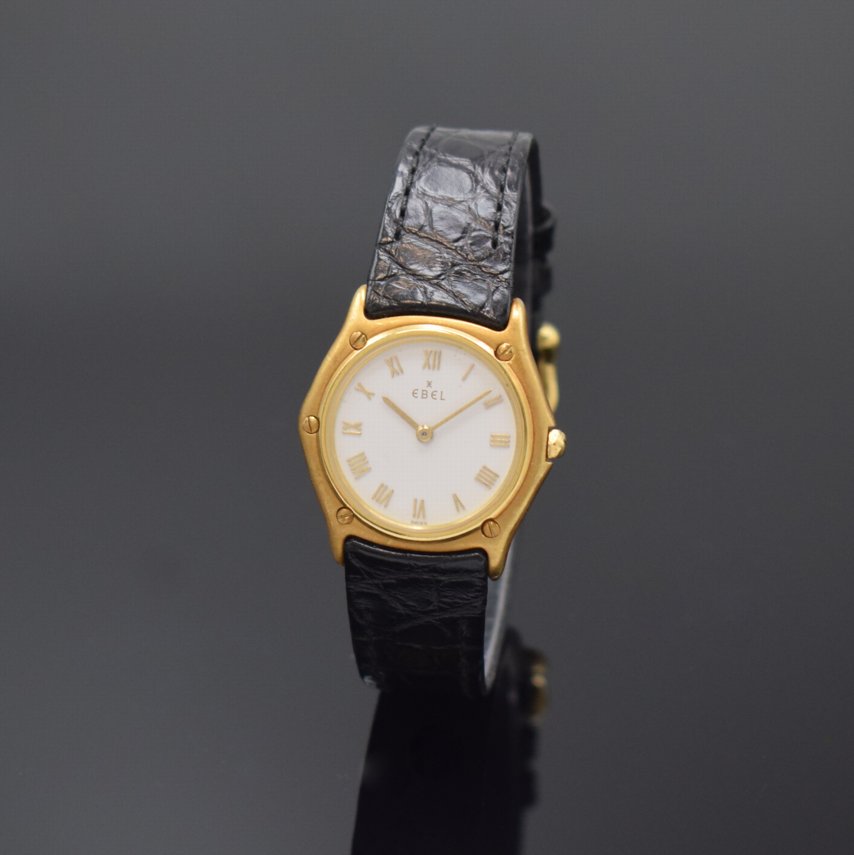 EBEL Sport Classic Damenarmbanduhr in GG 750/000 Referenz 881908, Schweiz um 1990, quarz, Monocoque-Geh., Lünette gegen Geh. 5- fach verschr., orig. ...