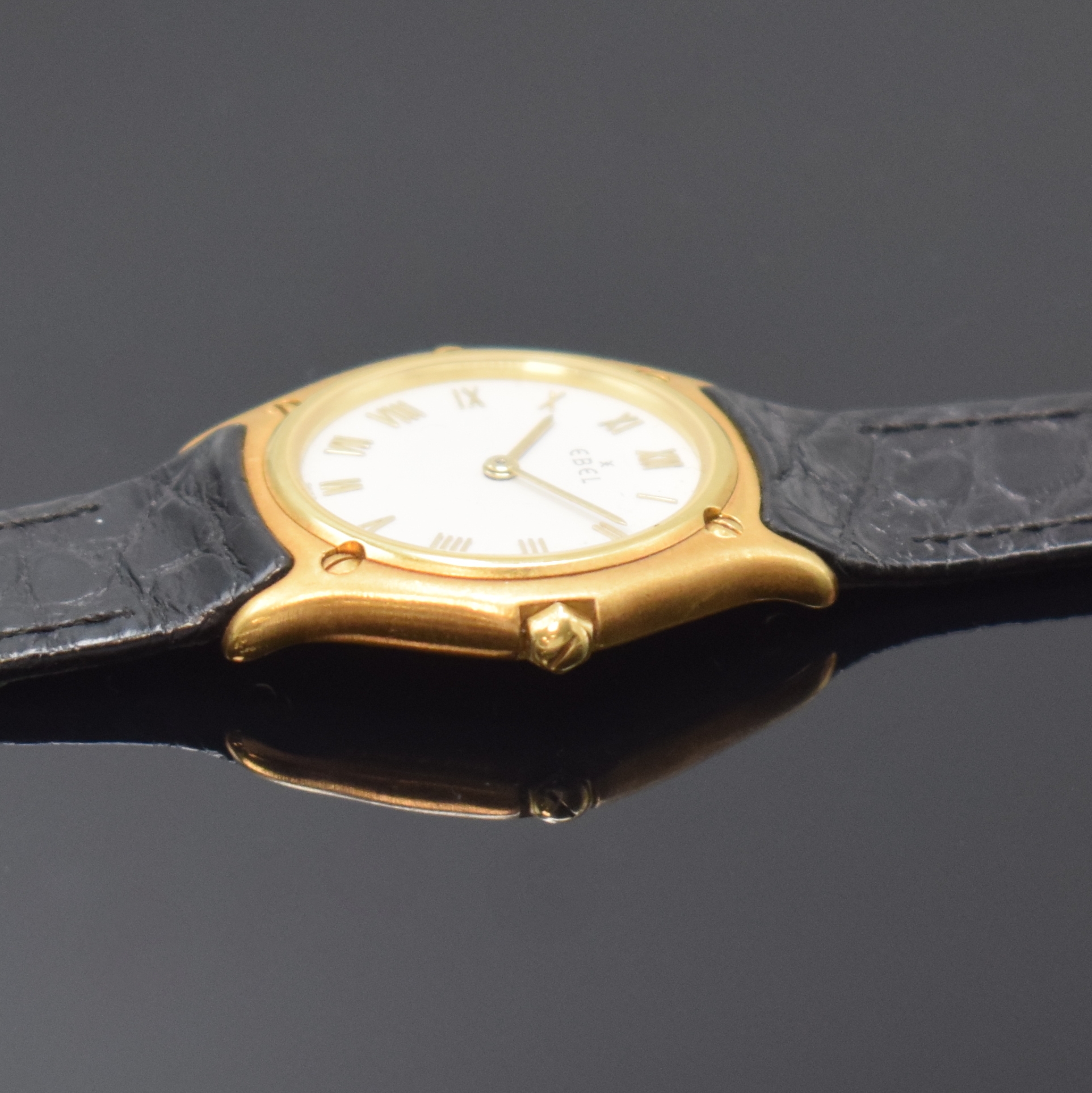 Detail c: EBEL Sport Classic Damenarmbanduhr in GG 750/000 Referenz 881908, Schweiz um 1990, quarz, Monocoque-Geh., Lünette gegen Geh. 5- fach verschr., orig. ...
