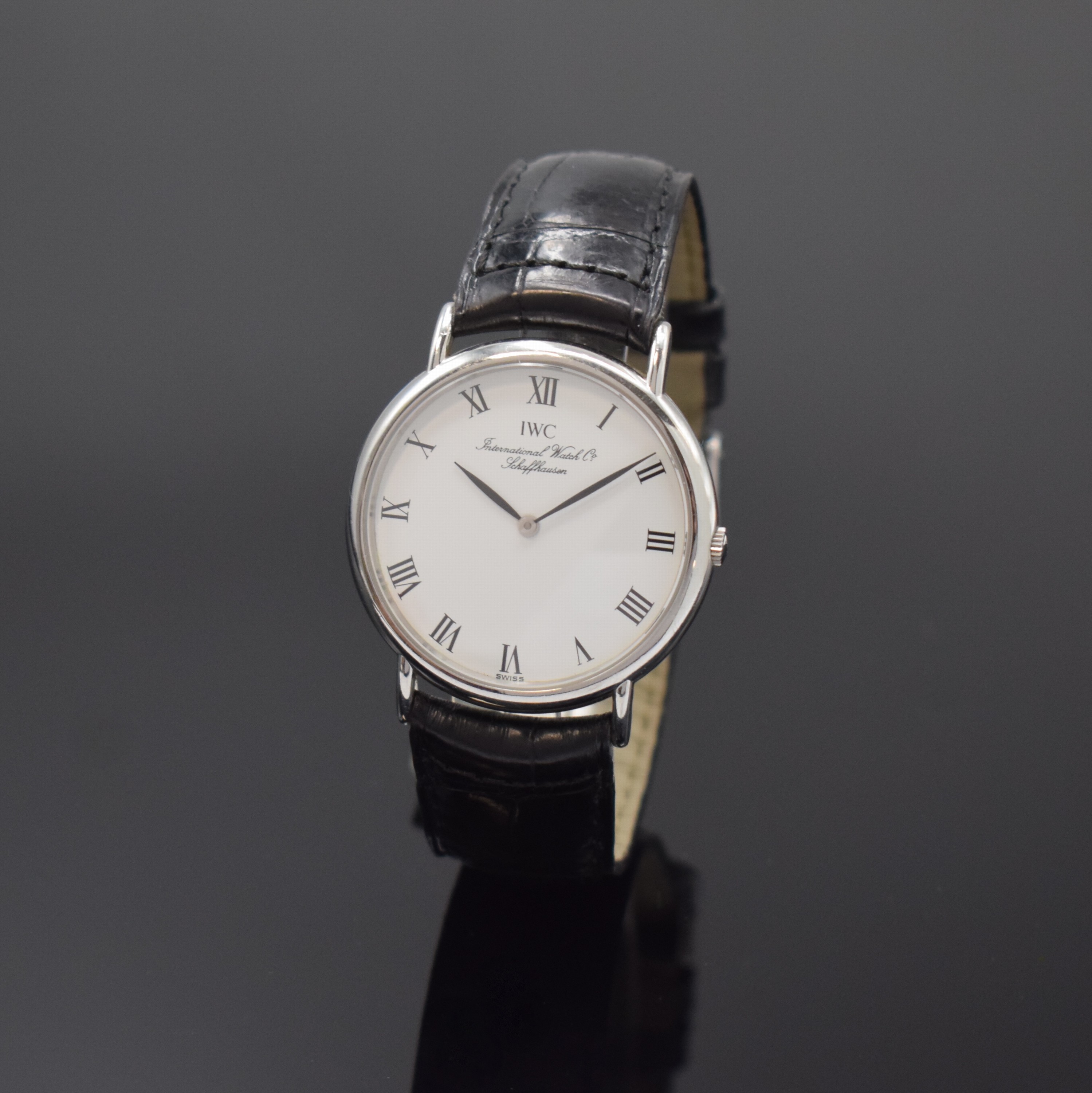 IWC Portofino Armbanduhr in Stahl Referenz 3331, Schweiz um 1995, quarz, Boden 4-fach verschr. (1x Schr. def./zu ers.), weißes Zifferbl. m. röm. ...