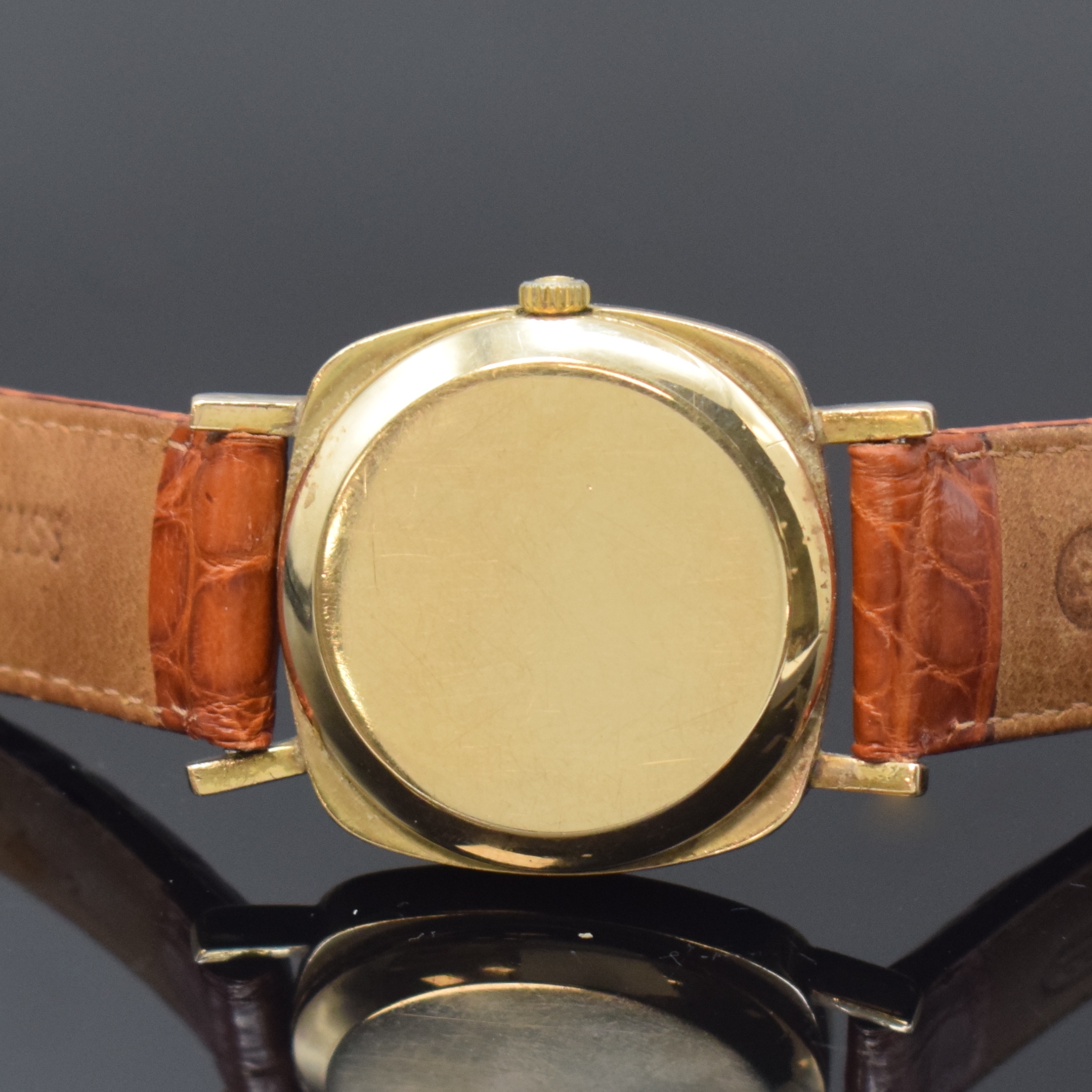 Detail c: OMEGA De Ville Armbanduhr in GG 375/000, Schweiz um 1970, Automatik, Boden aufgedr., grau-silb. Zifferbl. m. aufgel. Std.-Ind., weiße Zeiger, gold. ...