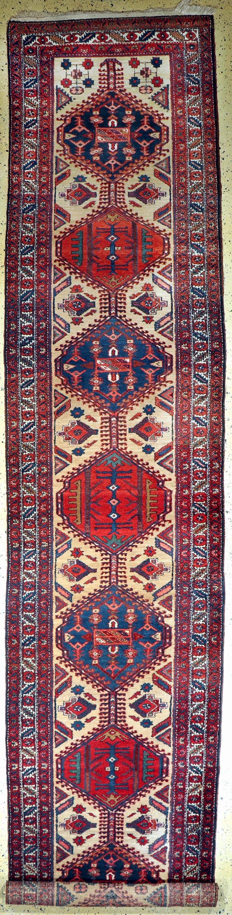Meschgin , Persien, Wolle auf Baumwolle, ca. 445 x 102 cm, EHZ: 2