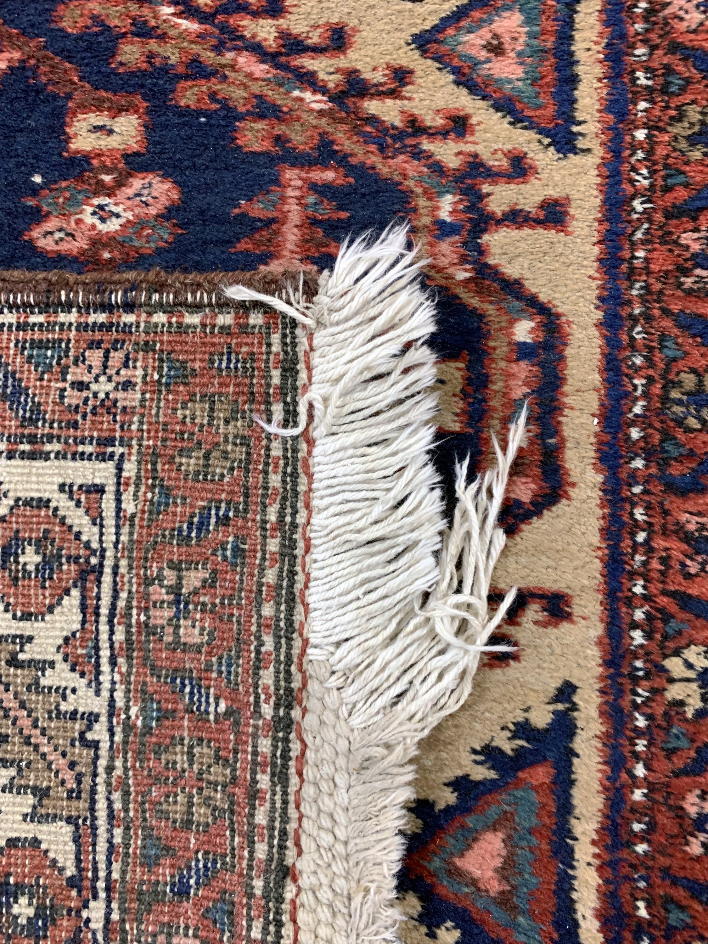 Detail e: Meschgin , Persien, Wolle auf Baumwolle, ca. 445 x 102 cm, EHZ: 2
