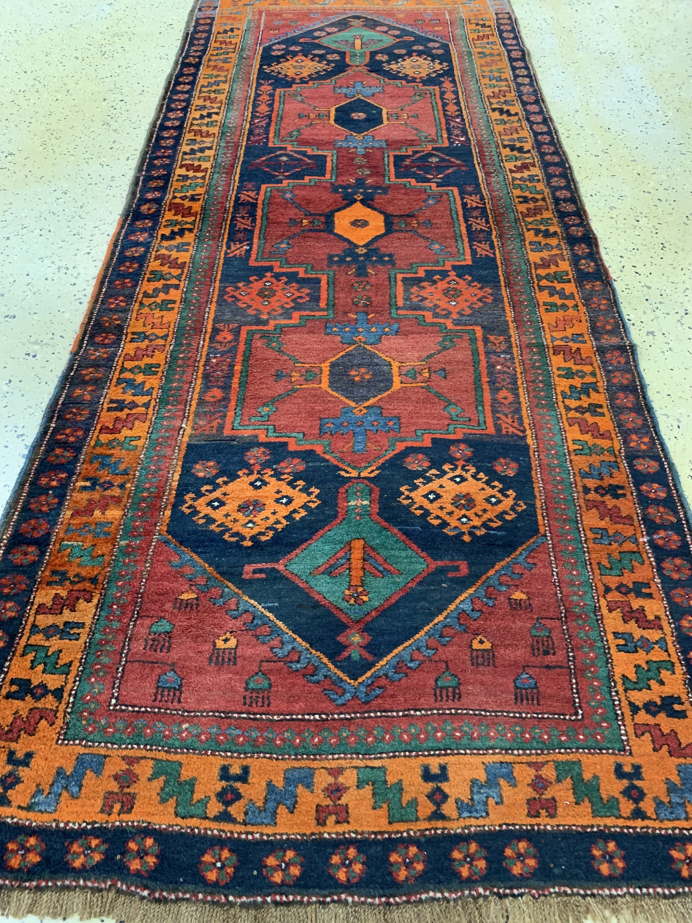 Detail d: Meschgin antik, Persien, um 1900, Wolle aufWolle, ca. 265 x 106 cm, EHZ: 2-3
