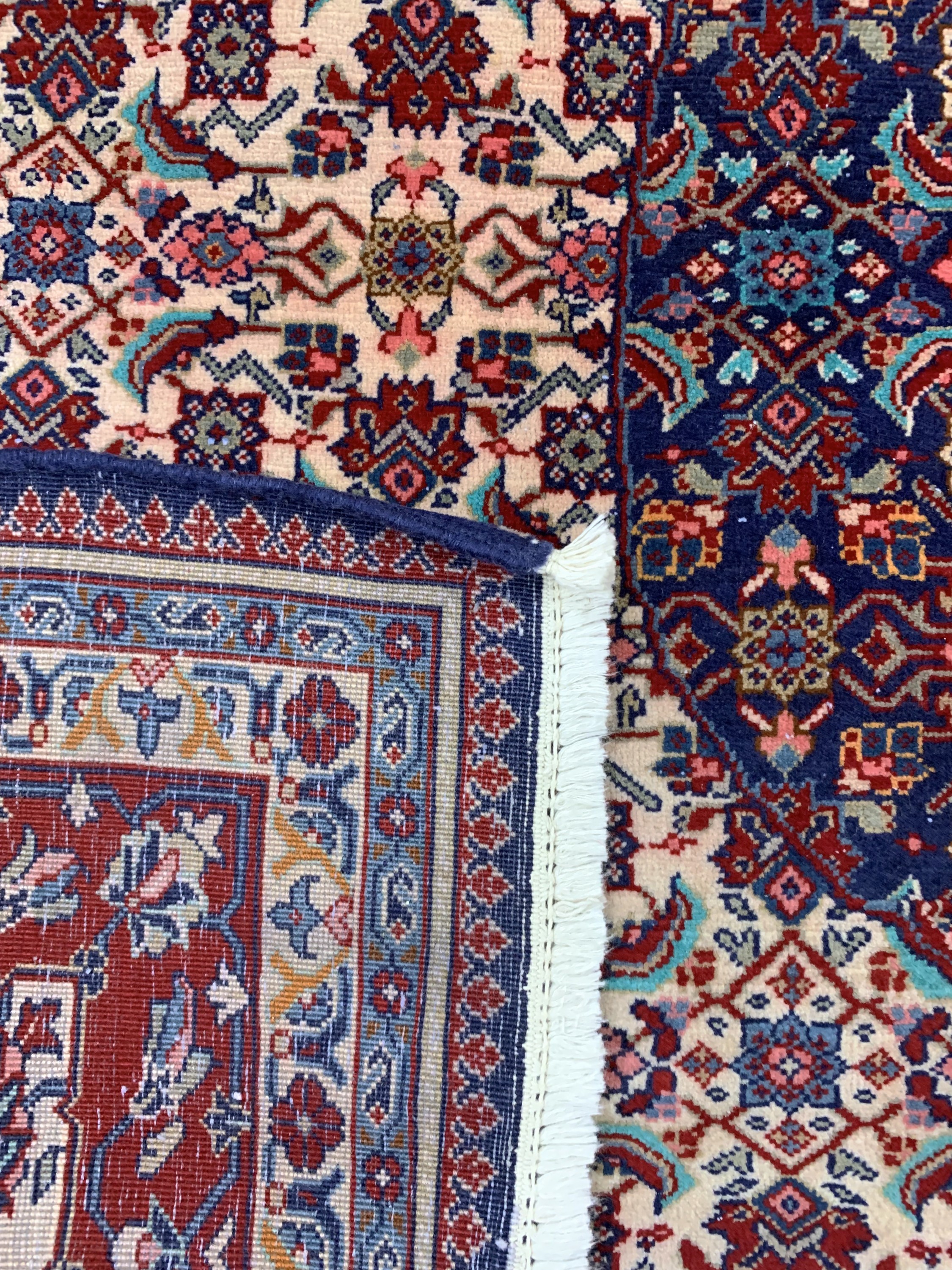 Detail g: Sarab Kork, Persien, Mitte 20.Jhd, Korkwolle auf Baumwolle, ca. 318 x 217 cm, EHZ: 2