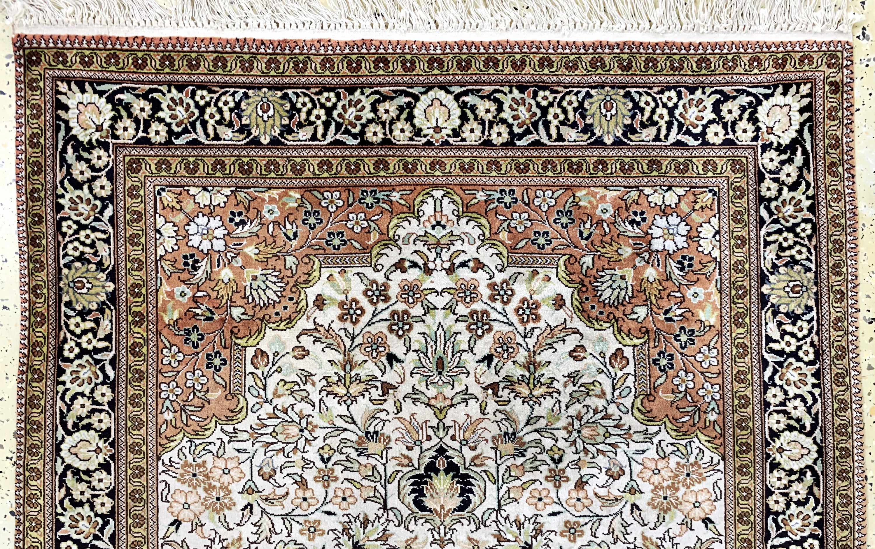 Detail a: Ghom Seide, China, Ende 20.Jhd, Seide auf Baumwolle, ca. 154 x 96 cm, EHZ: 2