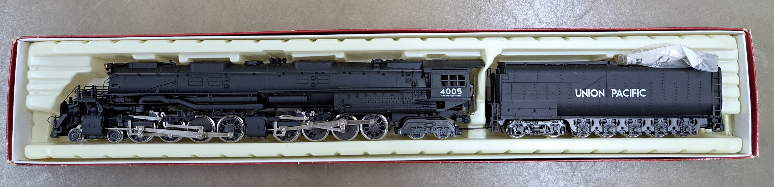 Detail k: Konvolut Modelleisenbahnen, Rivarossi, Spur H0, Union Pacific "Big Boy" 1254, Southern Pacific 1248, 1257, 1452, 1354, 1362, 1356, 1340, ...