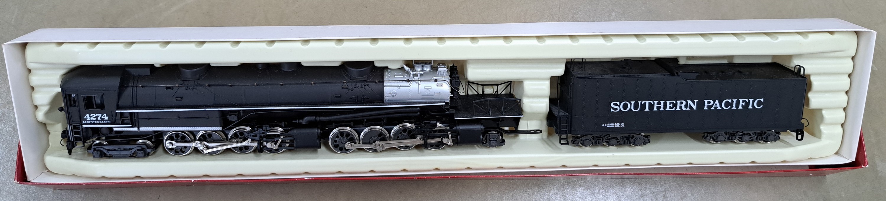 Detail n: Konvolut Modelleisenbahnen, Rivarossi, Spur H0, Union Pacific "Big Boy" 1254, Southern Pacific 1248, 1257, 1452, 1354, 1362, 1356, 1340, ...