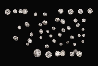 Image Lot lose Brillanten zus. 3.89 ct Weiß-get.Weiß/si-p Schätzpreis: 3400, - ...