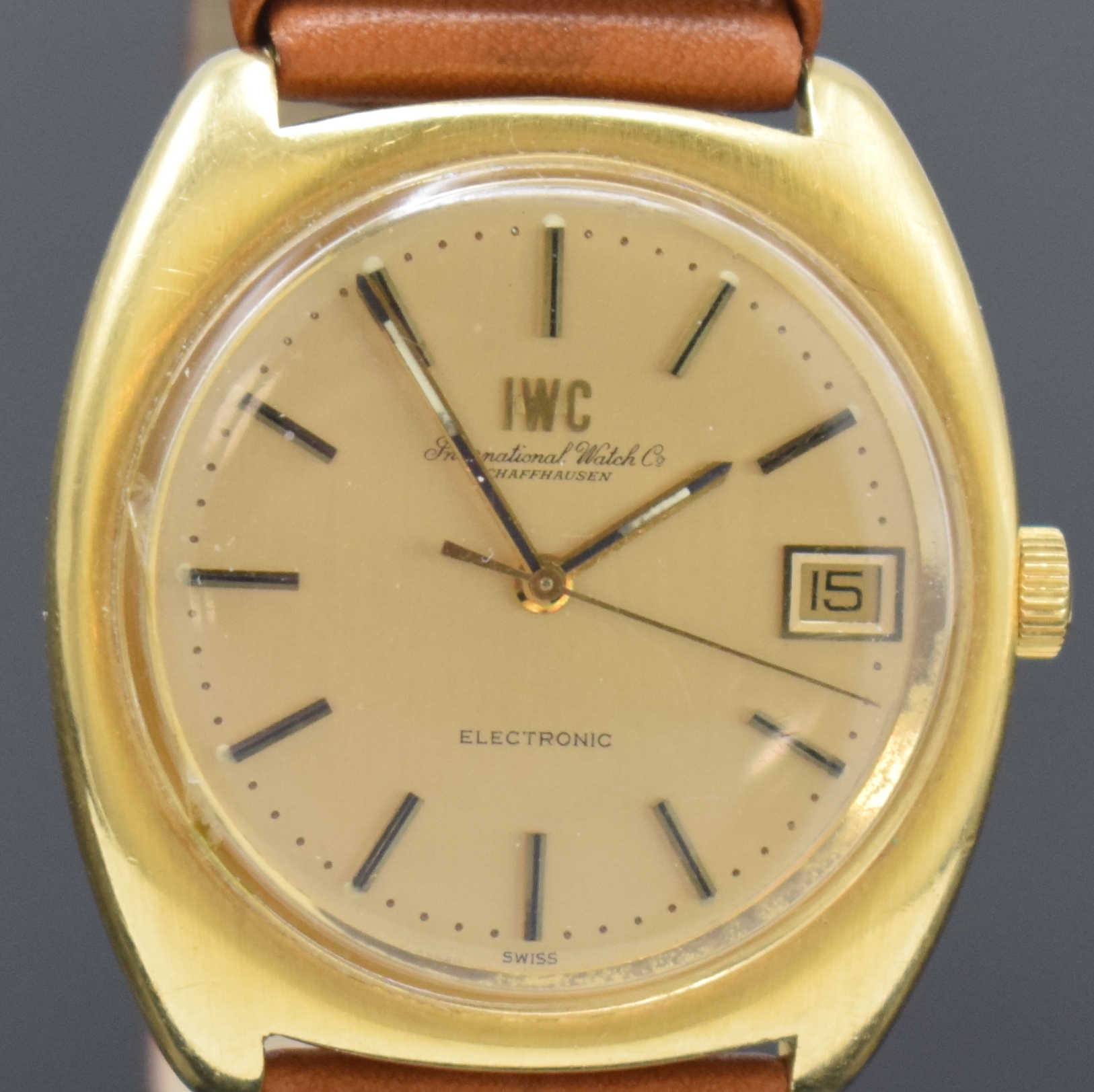 Detail c: IWC Herrenarmbanduhr Modell Electronic in GG 750/000, Schweiz um 1971, Stimmgabelschwinger, massives Geh., Boden aufgedr., gold. Zifferbl. m. aufgel. ...