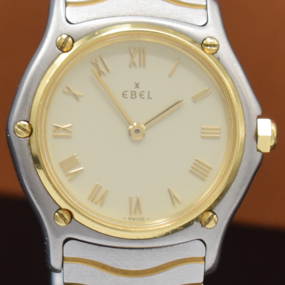 Detail c: EBEL Classic Wave Damenarmbanduhr Referenz 181908, Schweiz verk. lt. beil. Garantiekarte 10/1990, quarz, Edelstahl/Gold komb. inkl. Wellengliederband ...