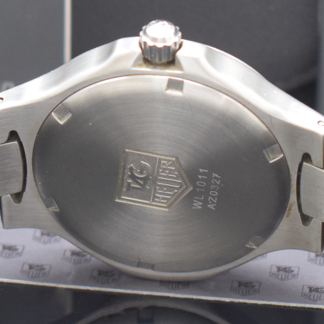 Detail f: TAG HEUER Armbanduhr Serie Kirium Referenz WL1011, quarz, Edelstahlgeh. inkl. Gliederband m. Faltschl., Boden und Krone verschr., ab Herst. wasserd., ...