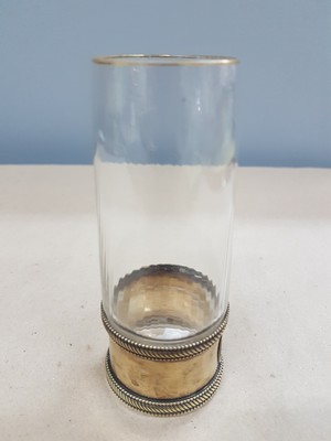 26904867b - Glas mit Silbermontur, Lobmeyr Wien, 19. Jh., 950er Silbermontur vergoldet von Pierre ...