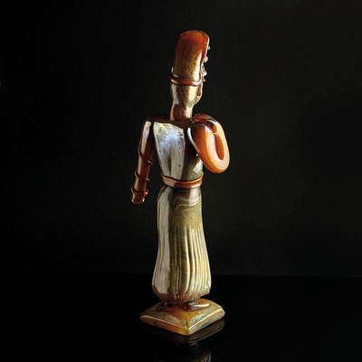 26904895c - Zwei Glasskulpturen Chinesen, Ermanno Nason für Cenedese, Murano, honigfarbenes ...